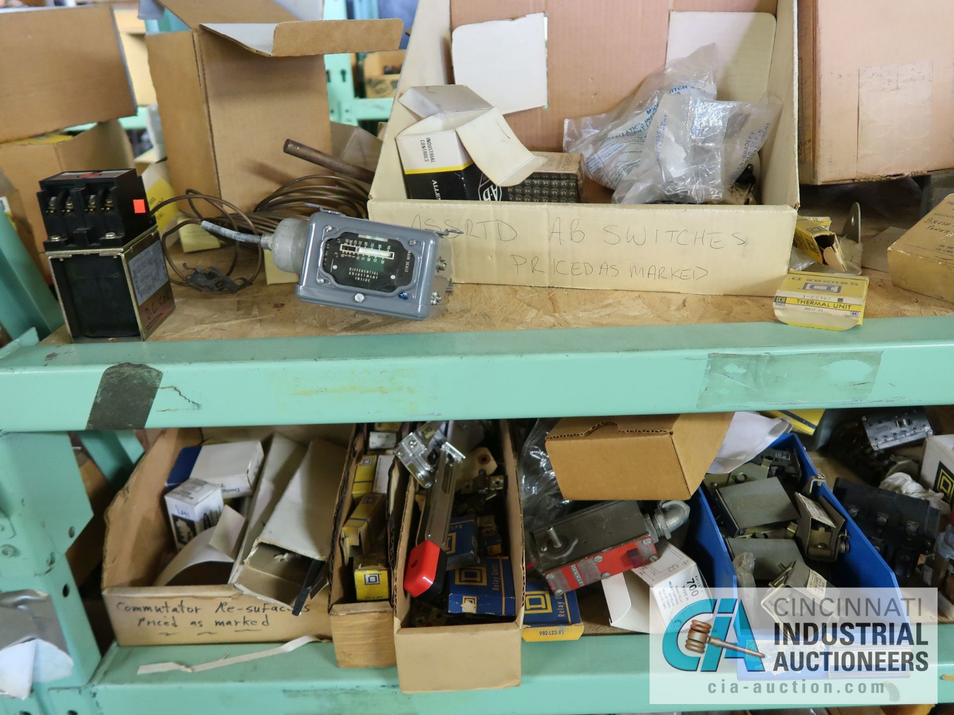 (LOT) CONTENTS OF (3) SECTION GREEN RACK - ALLEN BRADLEY ELECTRICAL COMPONENTS, INDUSTRIAL - Image 11 of 25