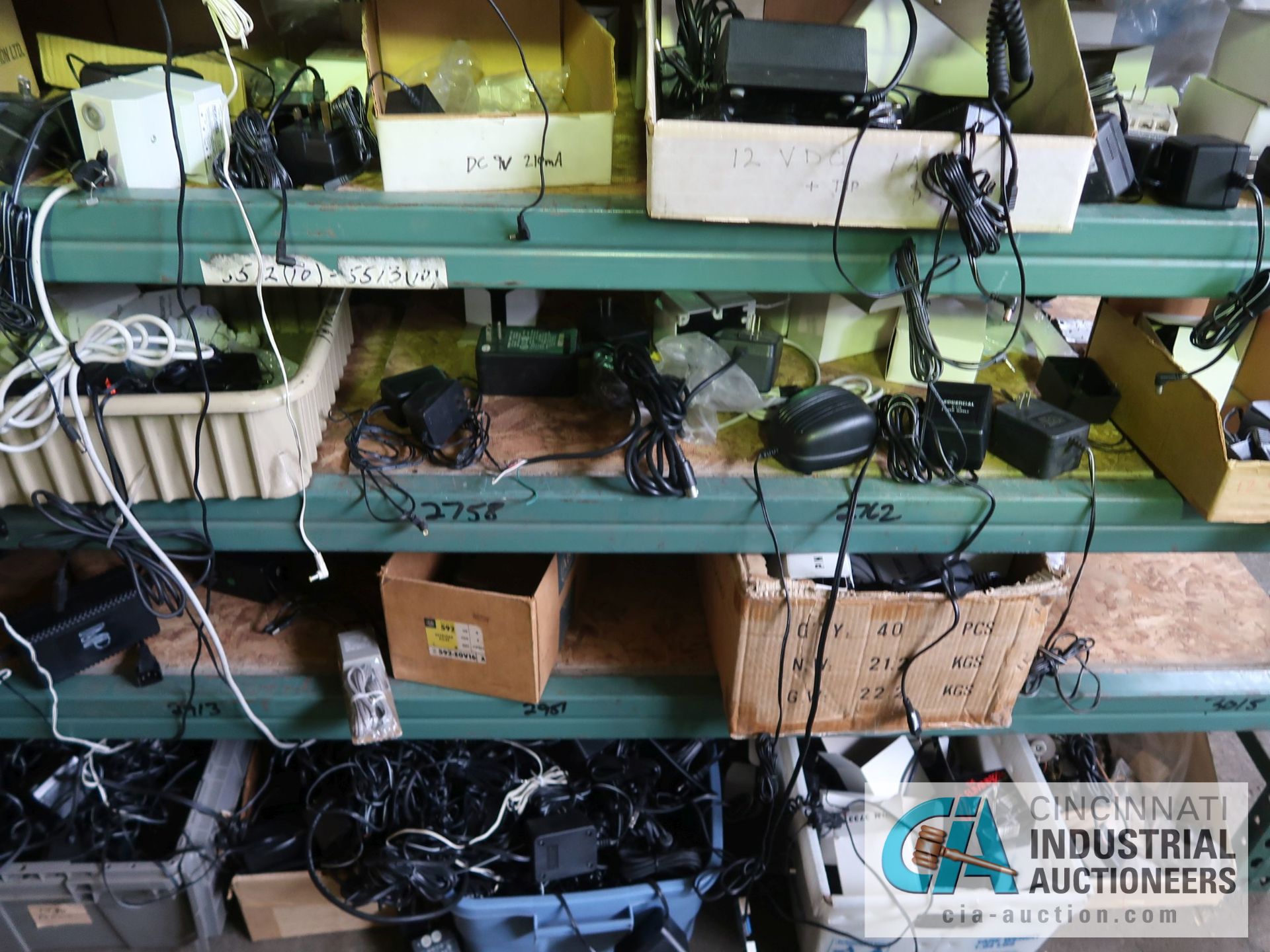 CONTENTS OF (5) RACKS INCLUDING MISCELLANEOUS POWER CORDS, BATTERY CHARGERS **NO RACKS** - Image 4 of 21