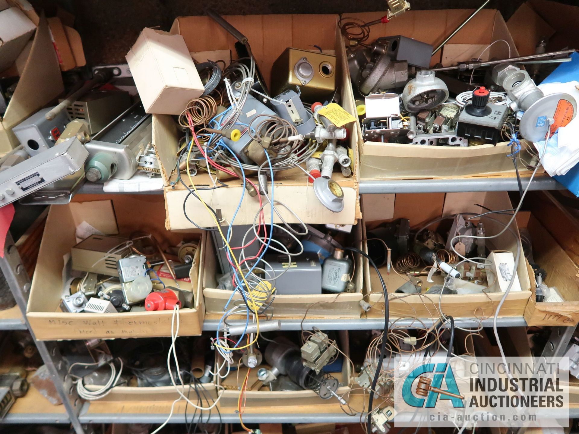 CONTENTS OF (16) SHELVES INCLUDING MISCELLANEOUS VALVES, THERMOSTATS, ANALYZERS, ELECTRICAL, CONTROL - Image 16 of 47