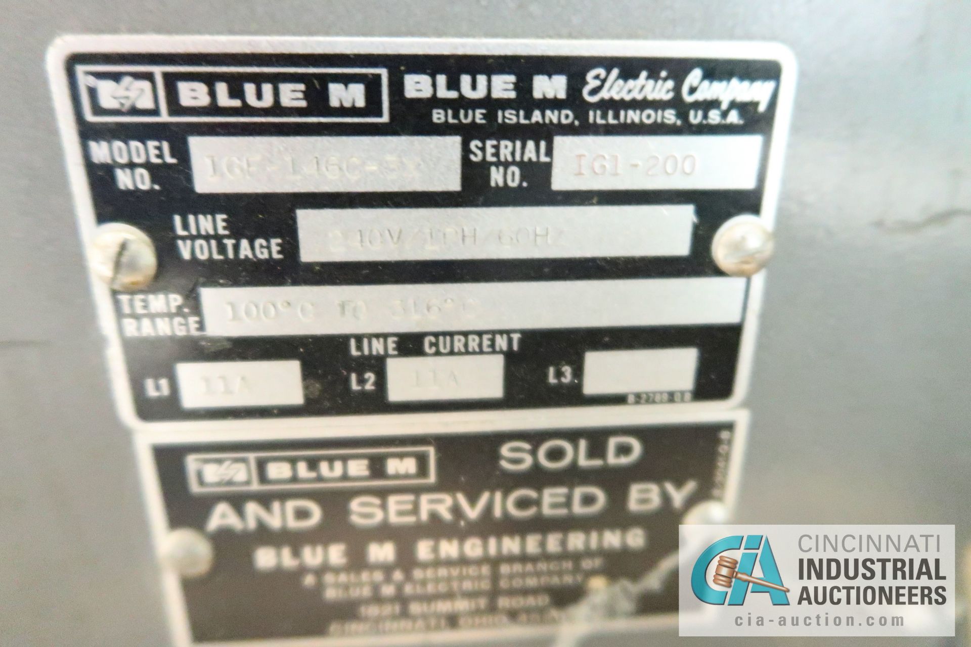 BLUE M IGF-146C-3X ELECTRIC LAB OVEN; S/N IG1-200, TEMP RANGE 100 C TO 316 C, CHAMBER DIMENSIONS 14" - Image 4 of 4