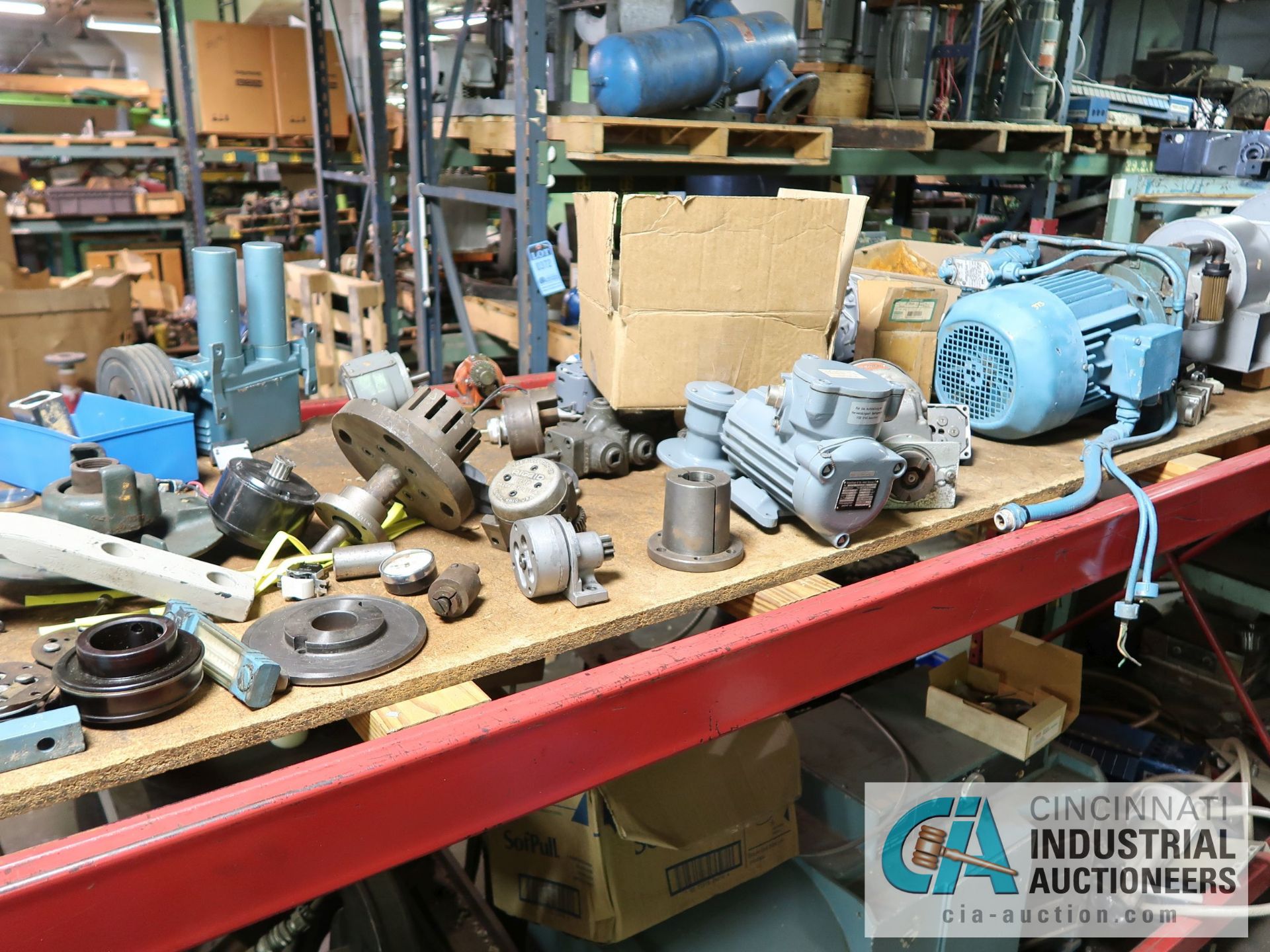 (LOT) MACHINE PARTS, COMPRESSORS, REDUCERS, GEARS, MOTORS, AND OTHER (4) SECTIONS RACK - Image 20 of 28
