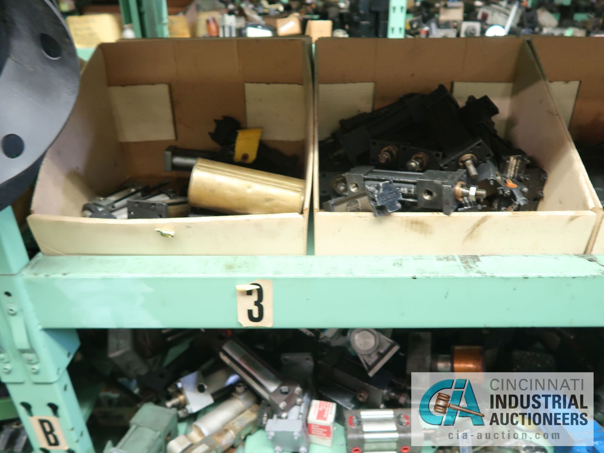 CONTENTS OF (5) RACKS INCLUDING MISCELLANEOUS PNEUMATIC CYLINDERS **NO RACKS** - Image 11 of 31