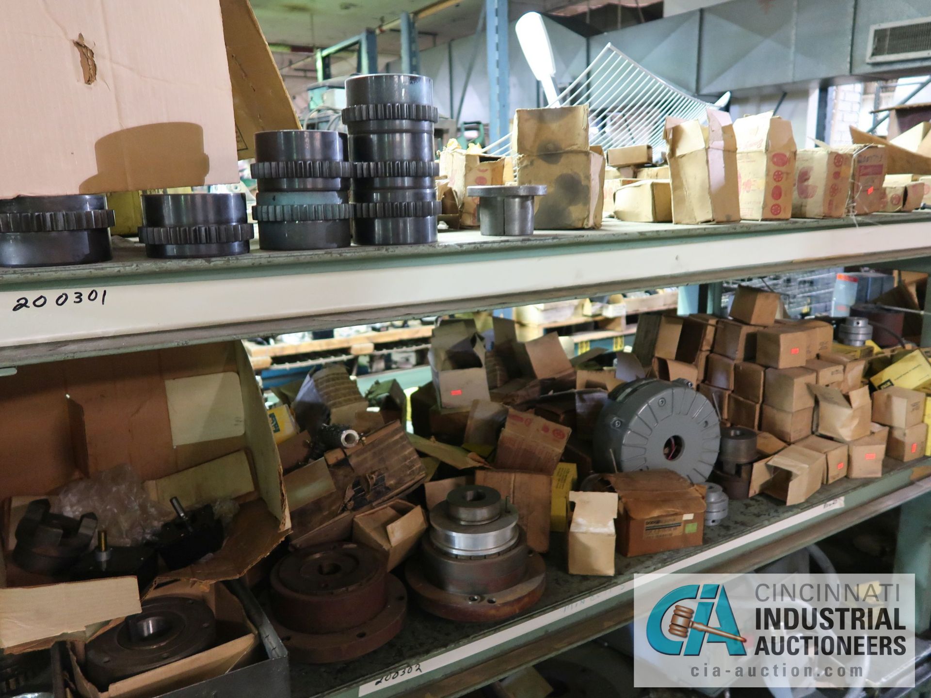 (LOT) MACHINE PARTS, COMPRESSORS, REDUCERS, GEARS, MOTORS, AND OTHER (4) SECTIONS RACK - Image 26 of 28