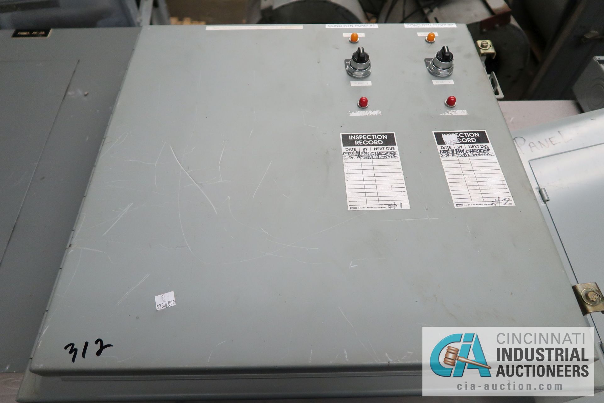 (LOT) TABLE WITH ELECTRICAL - (4) SERVICE PANELS BY GE AND SIEMENS, DISCONNECT SWITH AND PUMP - Image 6 of 6