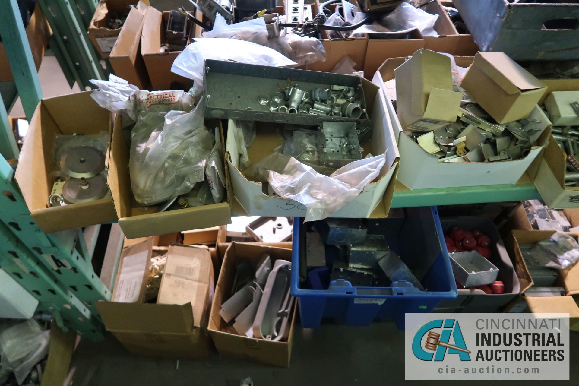 (LOT) CONTENTS OF (5) SECTIONS GREEN RACK AND STEEL TOTES - ALL ELECTRICAL CONTRACTORS ITEMS - - Image 37 of 47