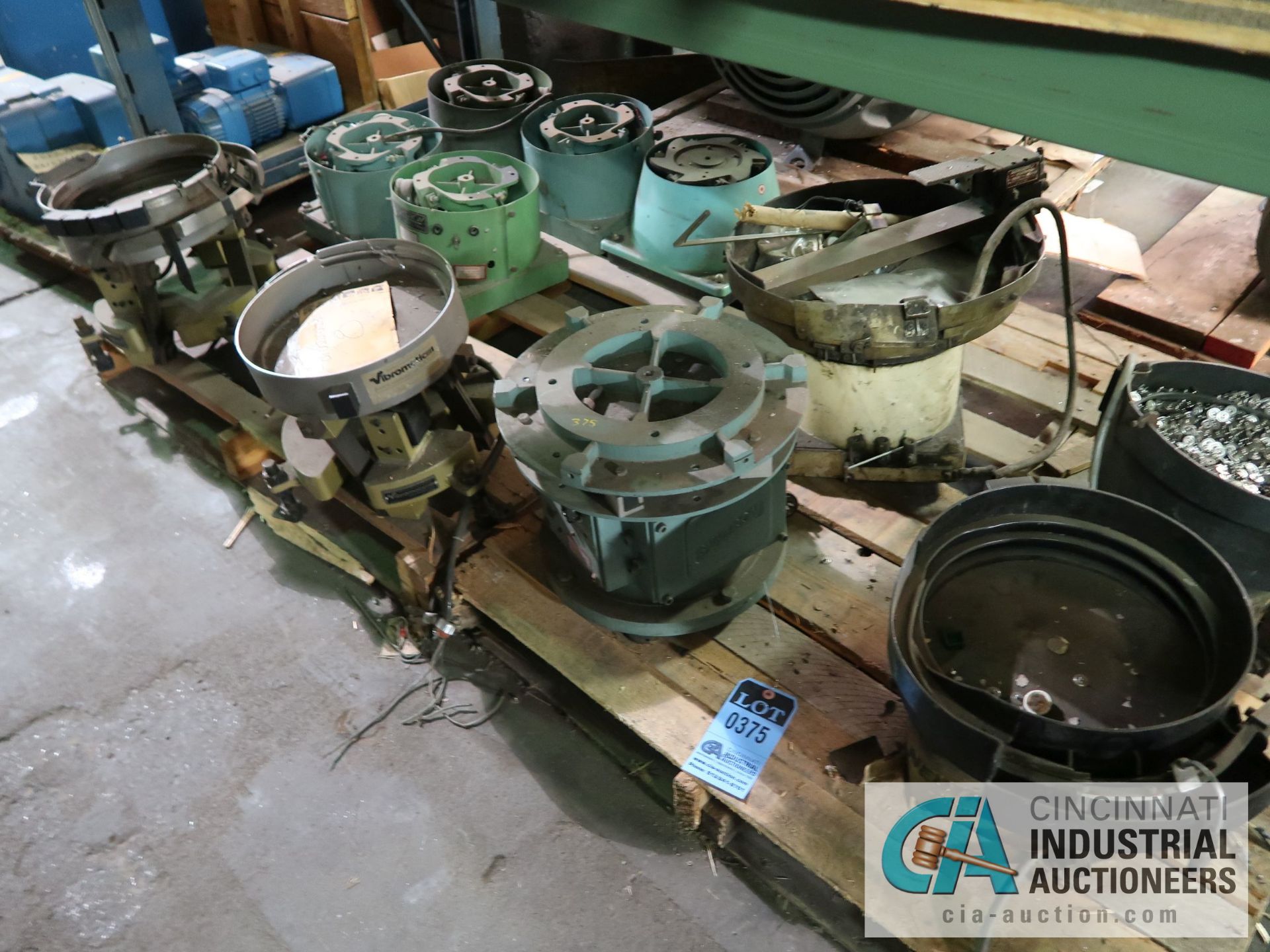 VIBRATORY BOWLS - IN VARIOUS STAGE OF REPAIR - MOSTLY ALL ARE 12" DIAMETER - Image 3 of 3