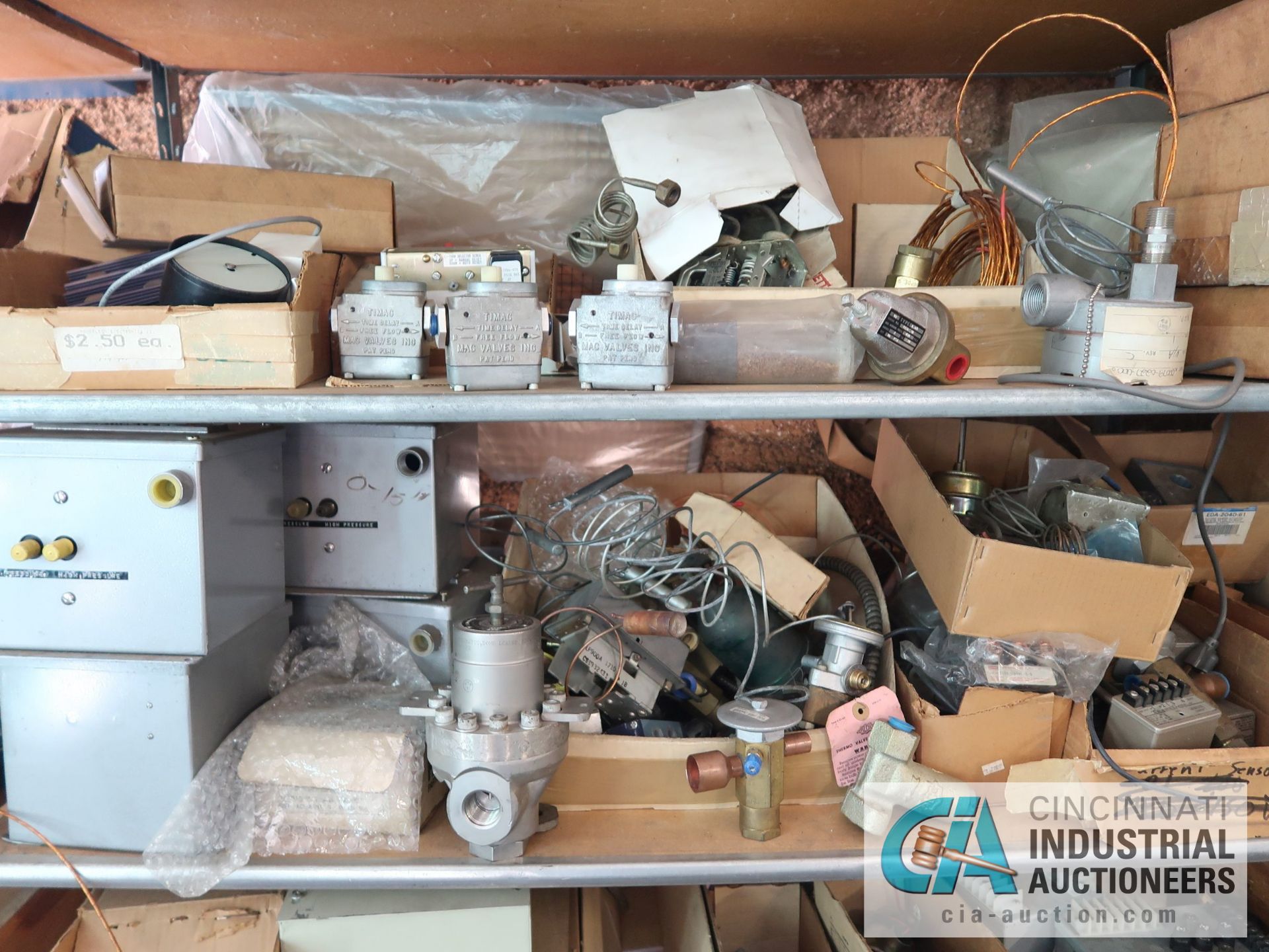 CONTENTS OF (16) SHELVES INCLUDING MISCELLANEOUS VALVES, THERMOSTATS, ANALYZERS, ELECTRICAL, CONTROL - Image 39 of 47