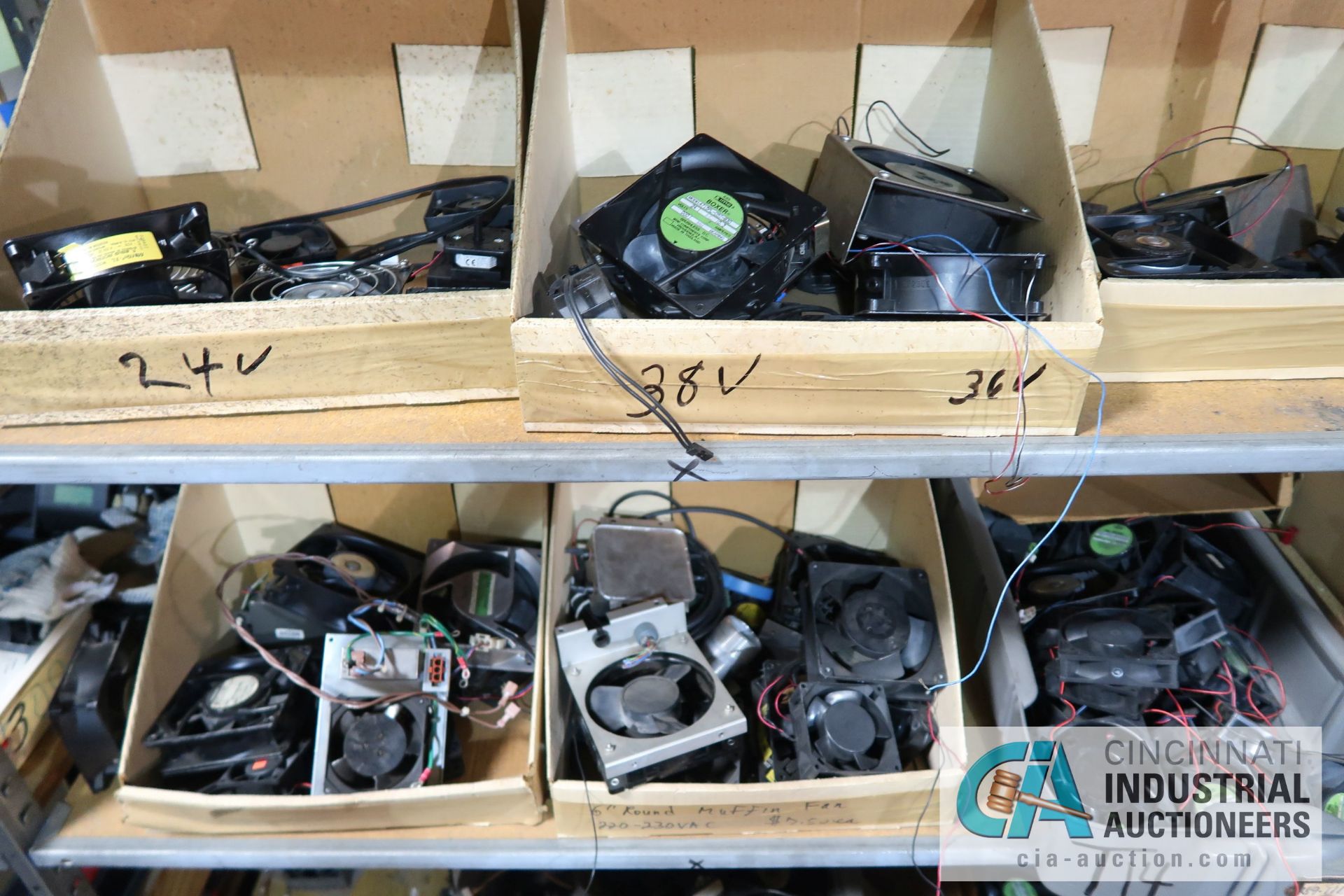 (LOT) LARGE QUANTITY OF COMPUTER FANS OF ALL SIZES ON (7) SECTIONS SHELVING - Image 10 of 27