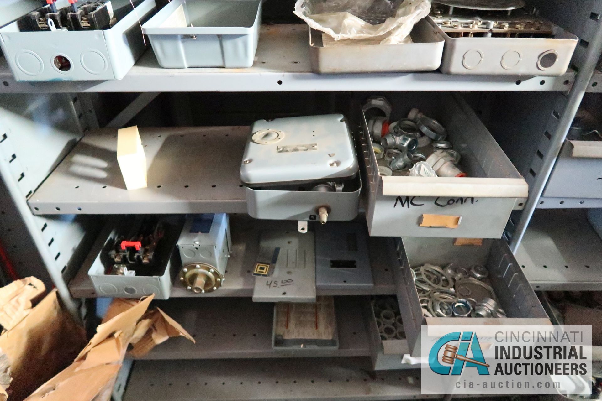(LOT) CONTENTS OF (10) SECTION SHELVING AND (1) GREEN RACK - ELECTRICAL - PUSH SWITCHES, NAMCO - Image 22 of 27