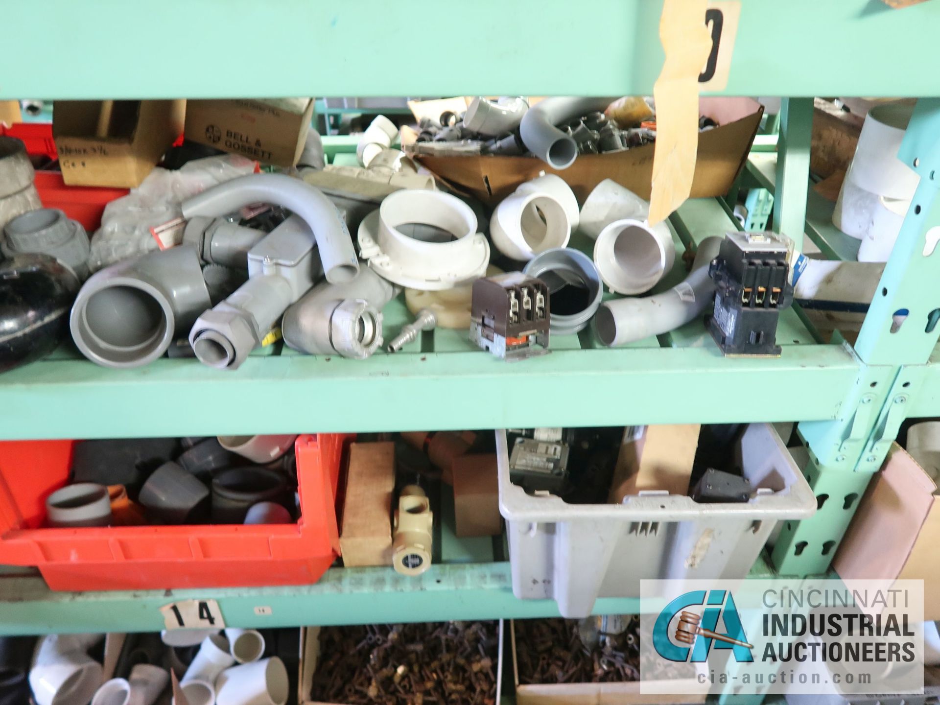CONTENTS OF (6) RACKS INCLUDING MISCELLANEOUS PVC FITTINGS AND HOSE **NO RACKS** - Image 22 of 26