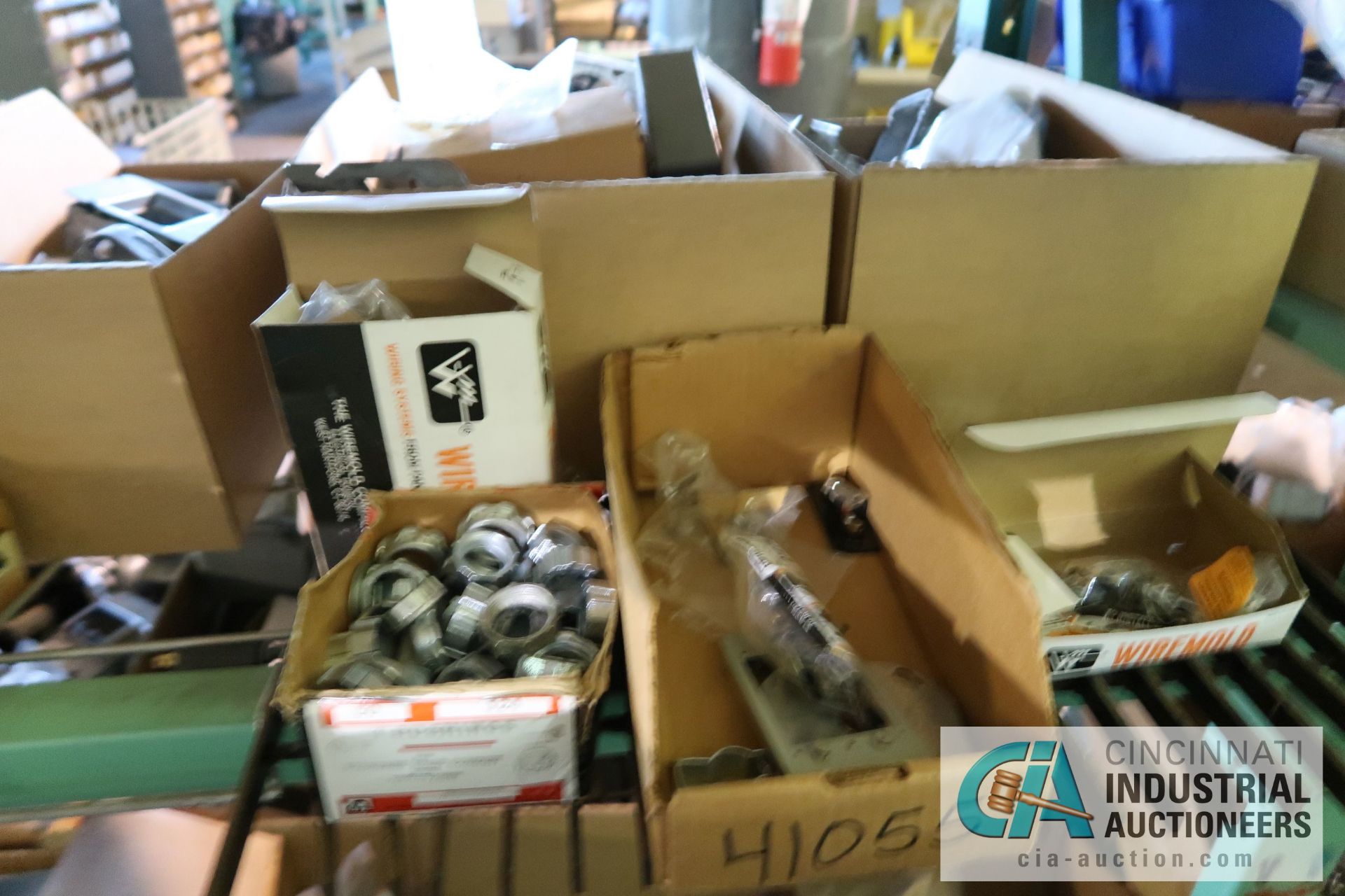 (LOT) CONTENTS OF (5) SECTIONS GREEN RACK AND STEEL TOTES - ALL ELECTRICAL CONTRACTORS ITEMS - - Image 33 of 47