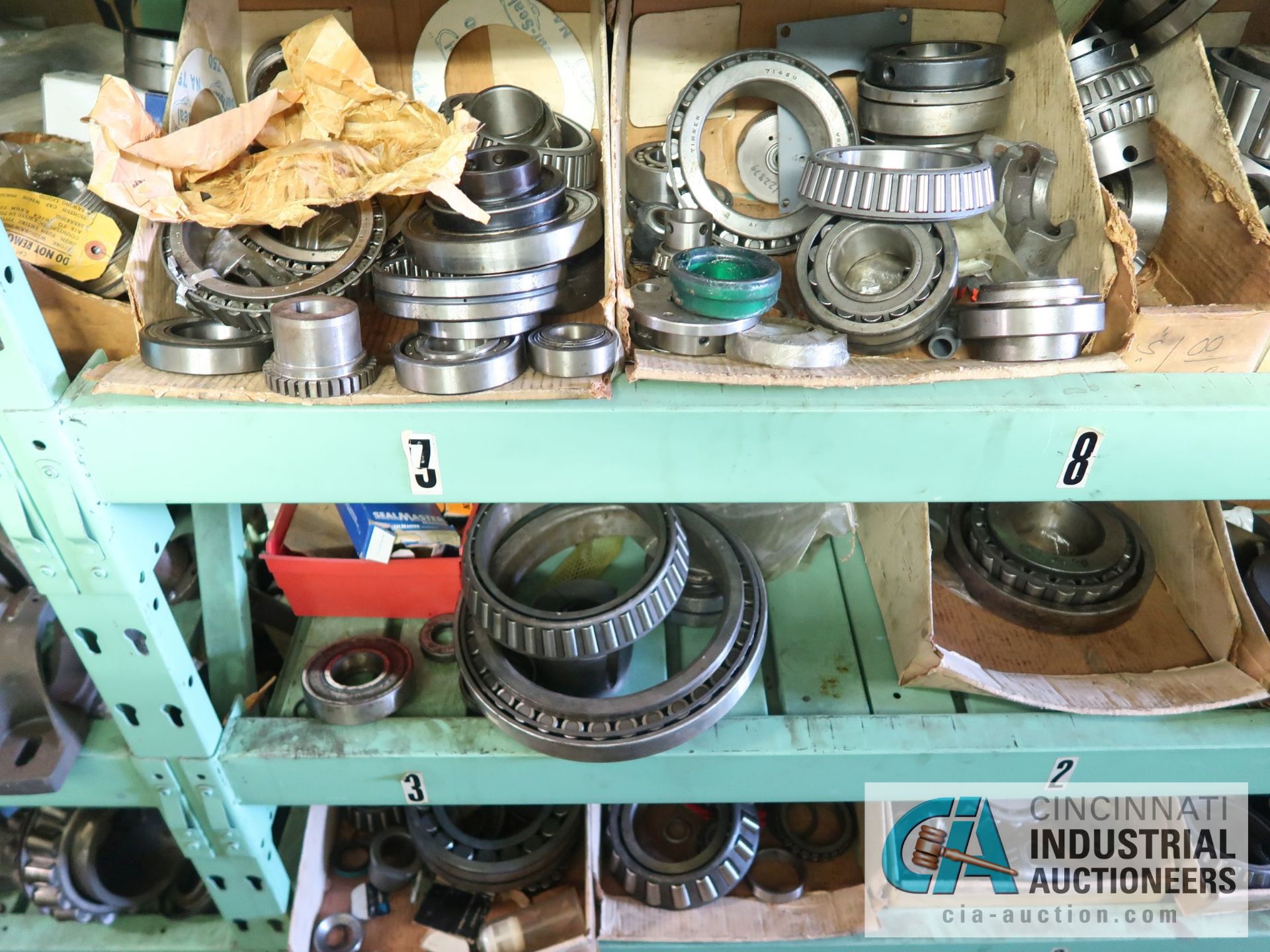 CONTENTS OF (6) RACKS INCLUDING MISCELLANEOUS PILLOW BLOCK BEARINGS, BEARINGS, SEALS, GASKETS, - Image 10 of 35