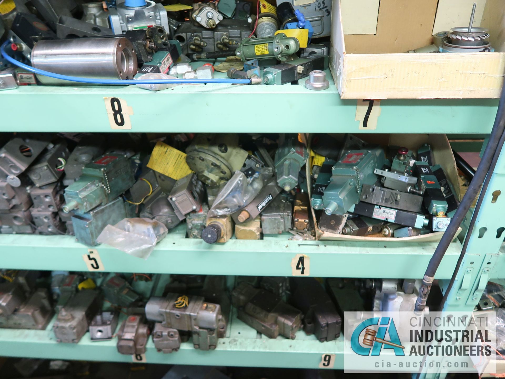 CONTENTS OF (6) RACKS INCLUDING MISCELLANEOUS PNEUMATIC CYLINDERS AND CONTROL VALVES **NO RACKS** - Image 35 of 39