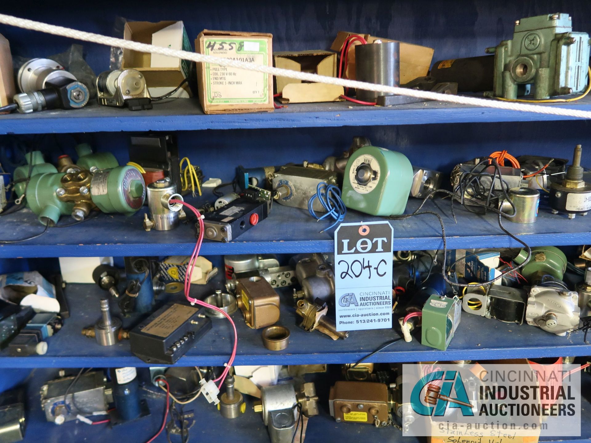 CONTENTS OF BLUE SHELF UNIT APPROX. (100) FRACTIONAL MOTORS - BOTH SIDE OF SHELF - Image 4 of 9