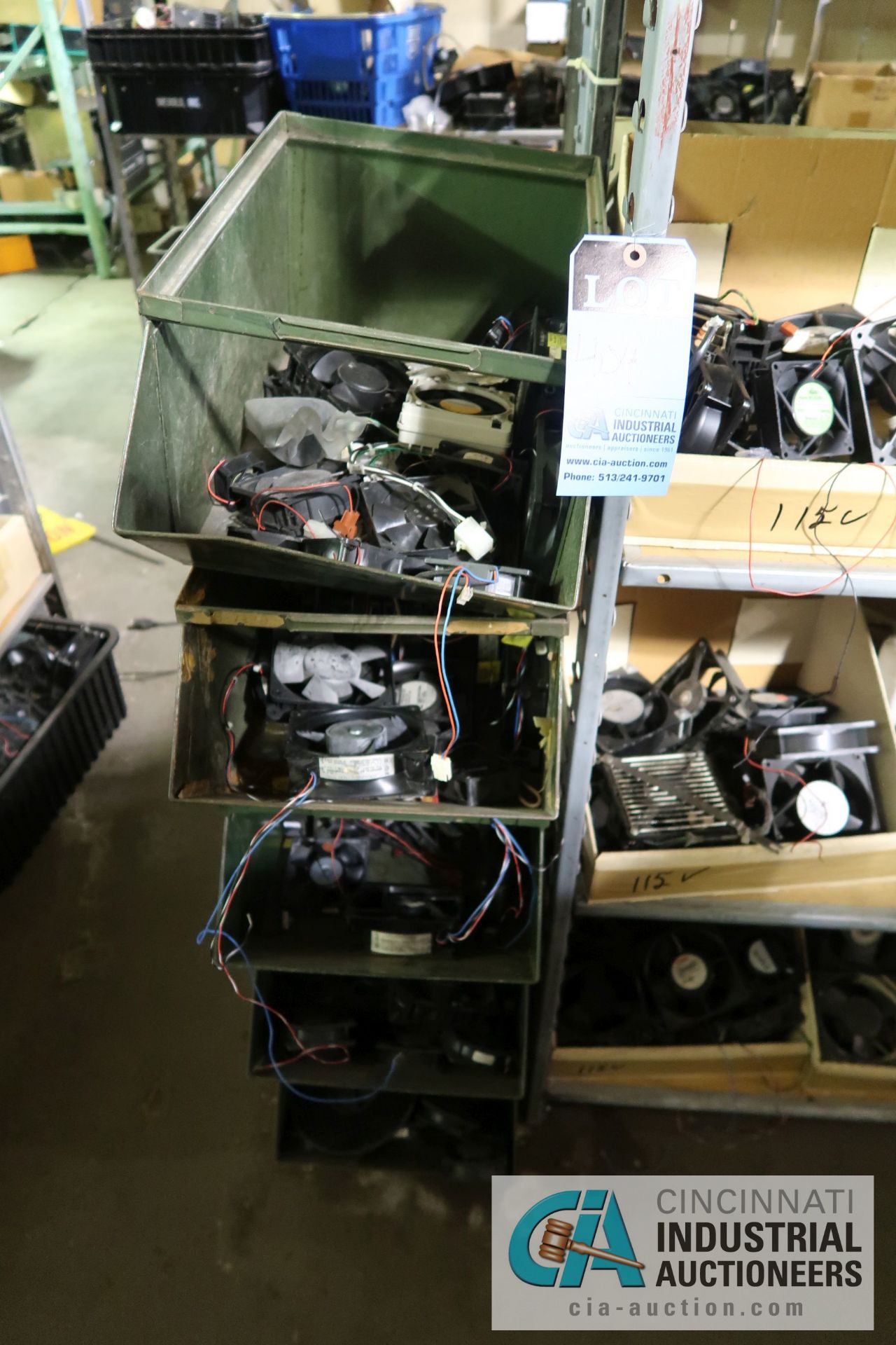 (LOT) LARGE QUANTITY OF COMPUTER FANS OF ALL SIZES ON (7) SECTIONS SHELVING - Image 14 of 21