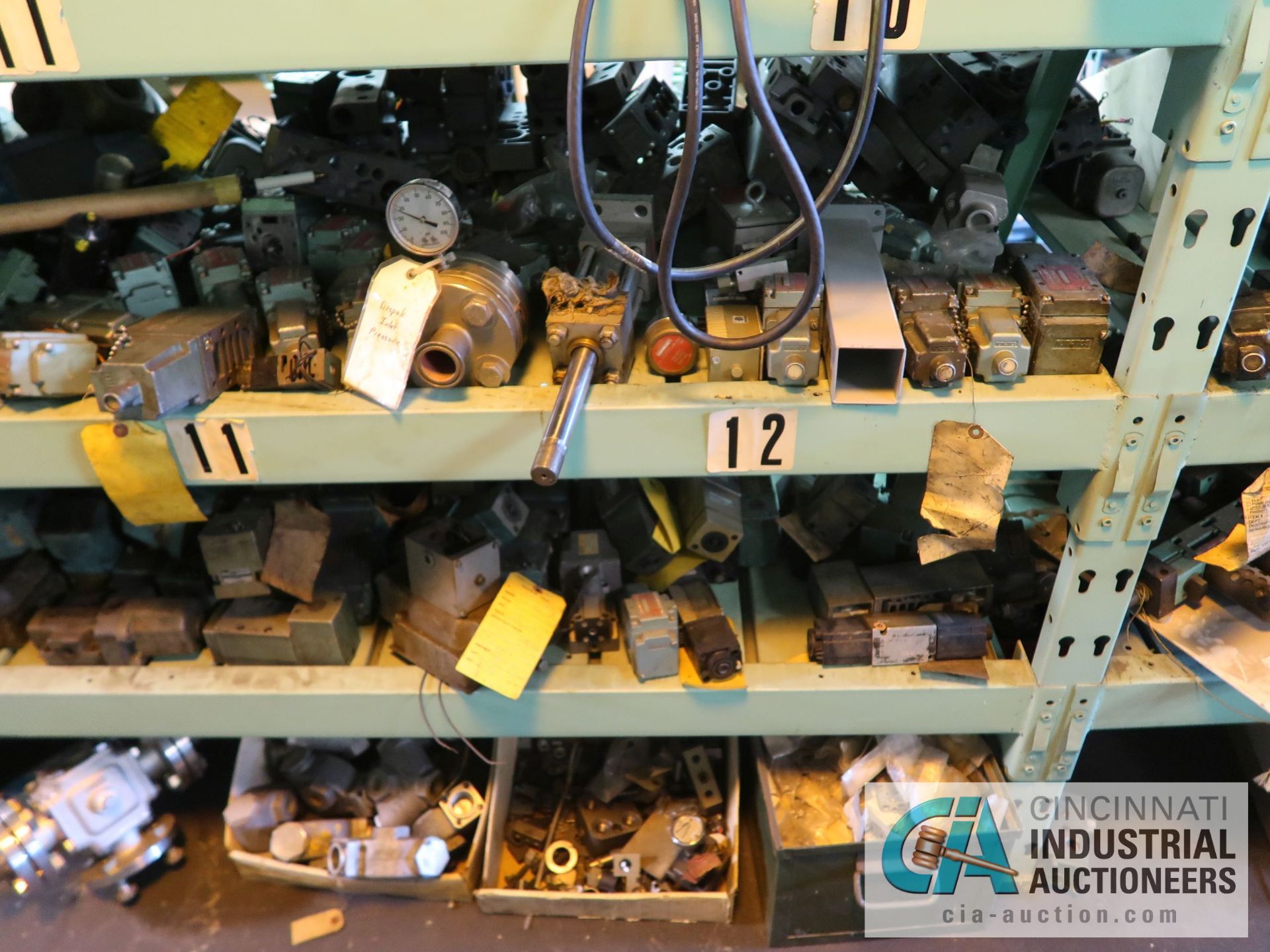 CONTENTS OF (6) RACKS INCLUDING MISCELLANEOUS PNEUMATIC CYLINDERS AND CONTROL VALVES **NO RACKS** - Image 7 of 39