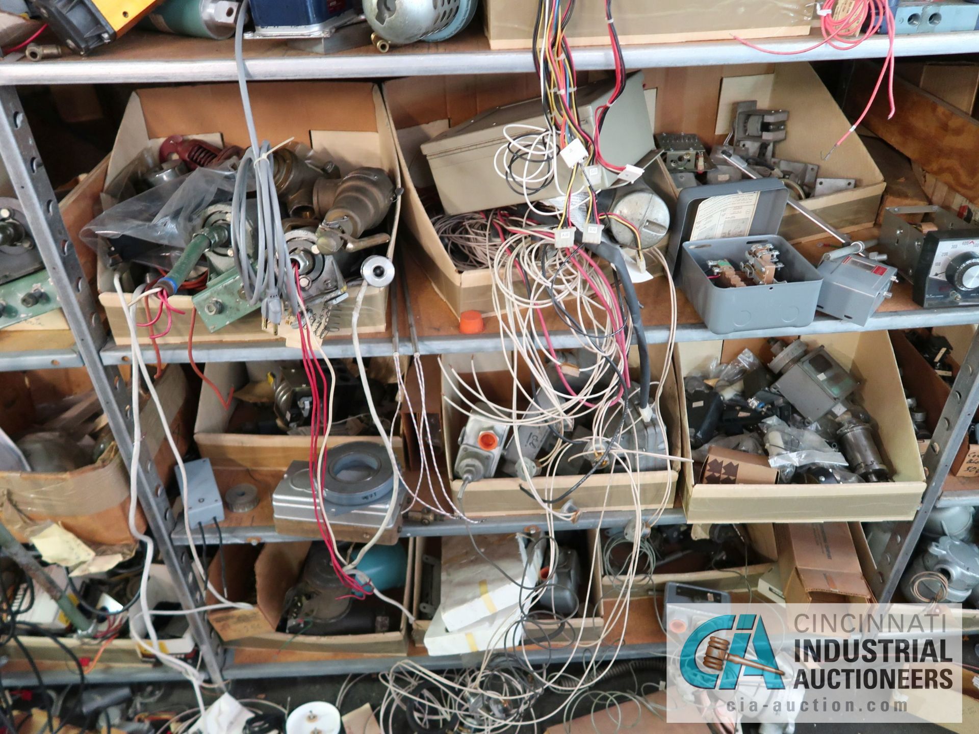 CONTENTS OF (16) SHELVES INCLUDING MISCELLANEOUS VALVES, THERMOSTATS, ANALYZERS, ELECTRICAL, CONTROL - Image 28 of 47