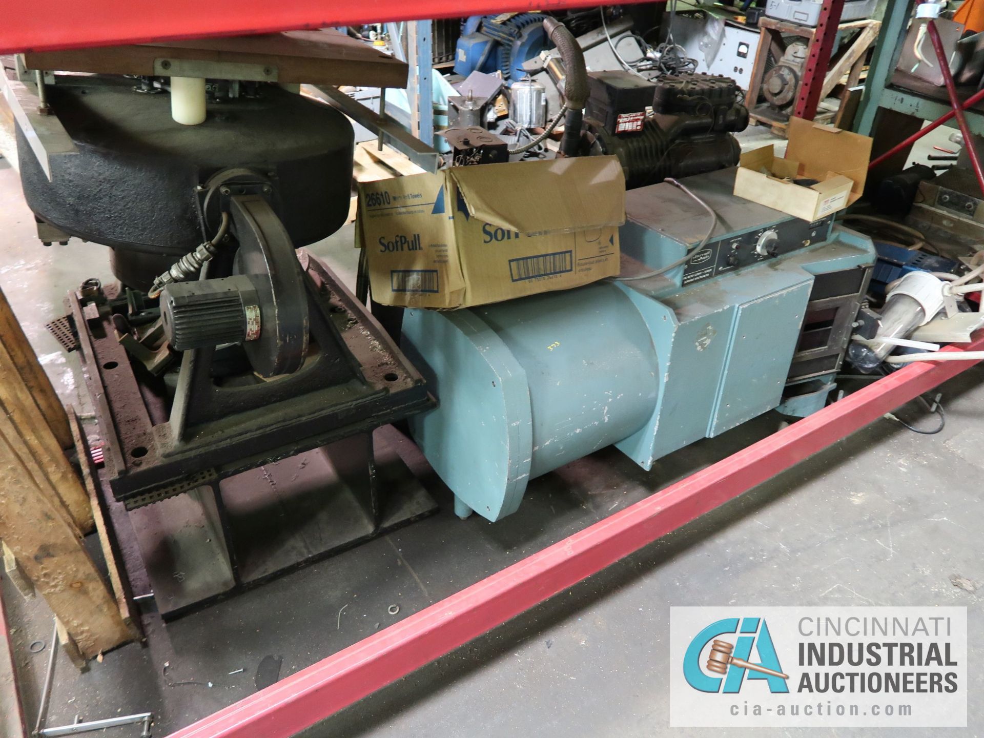 (LOT) MACHINE PARTS, COMPRESSORS, REDUCERS, GEARS, MOTORS, AND OTHER (4) SECTIONS RACK - Image 19 of 28