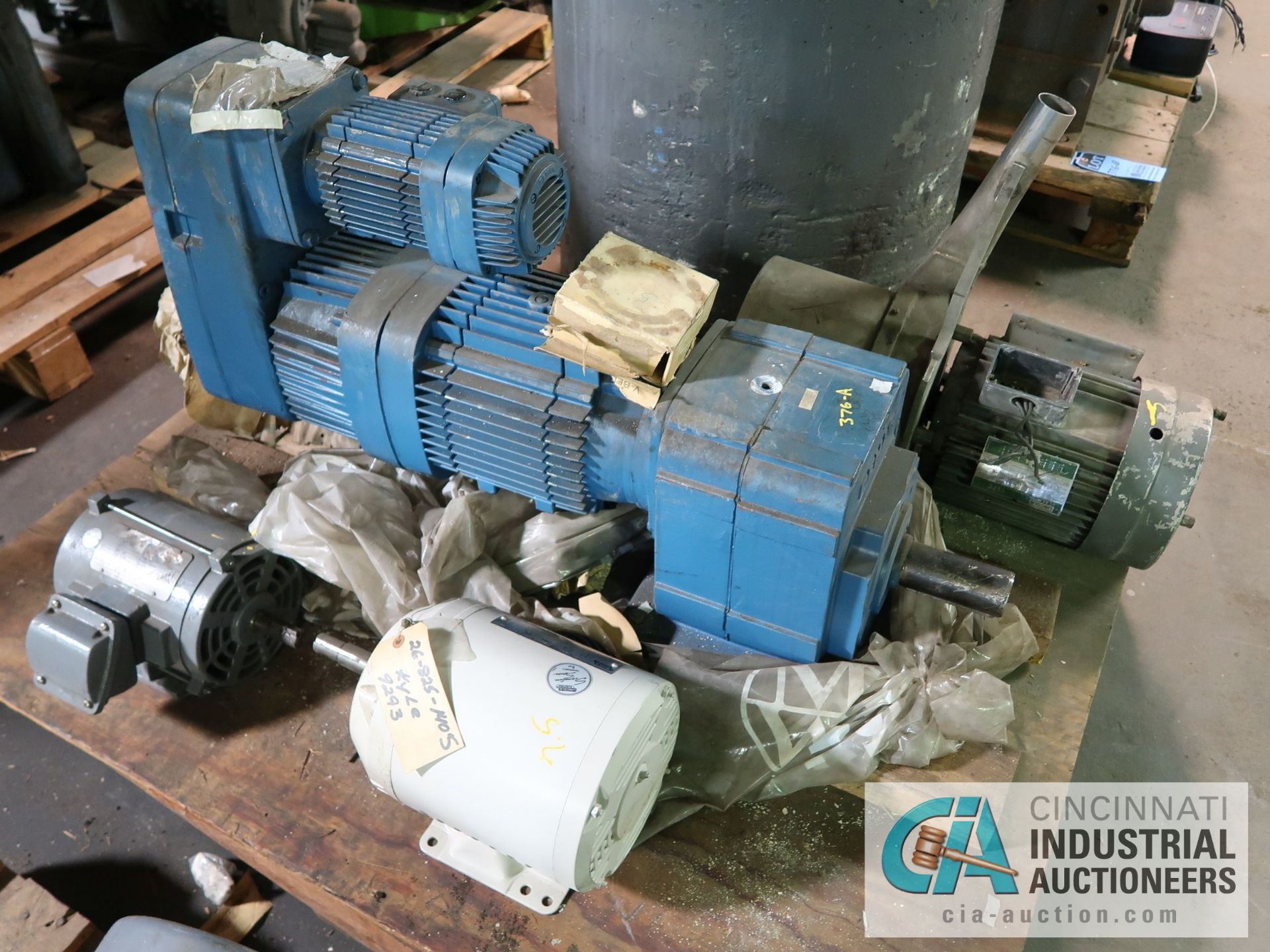 MOTORS ON SKID - 7-1/2 HP LINCOLN, 1 HP, 5 HP AND DEMAG GEAR REDUCER