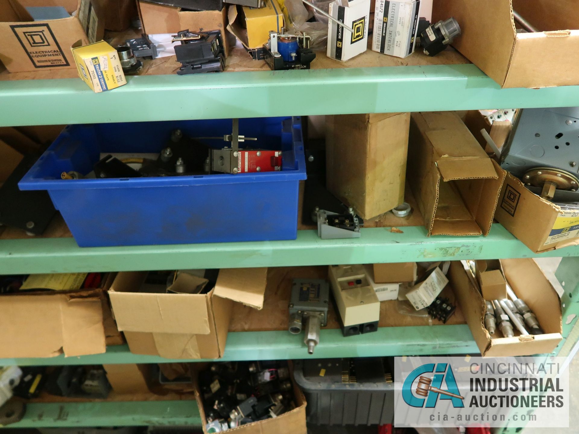 (LOT) CONTENTS OF (3) SECTION GREEN RACK - ALLEN BRADLEY ELECTRICAL COMPONENTS, INDUSTRIAL - Image 25 of 25