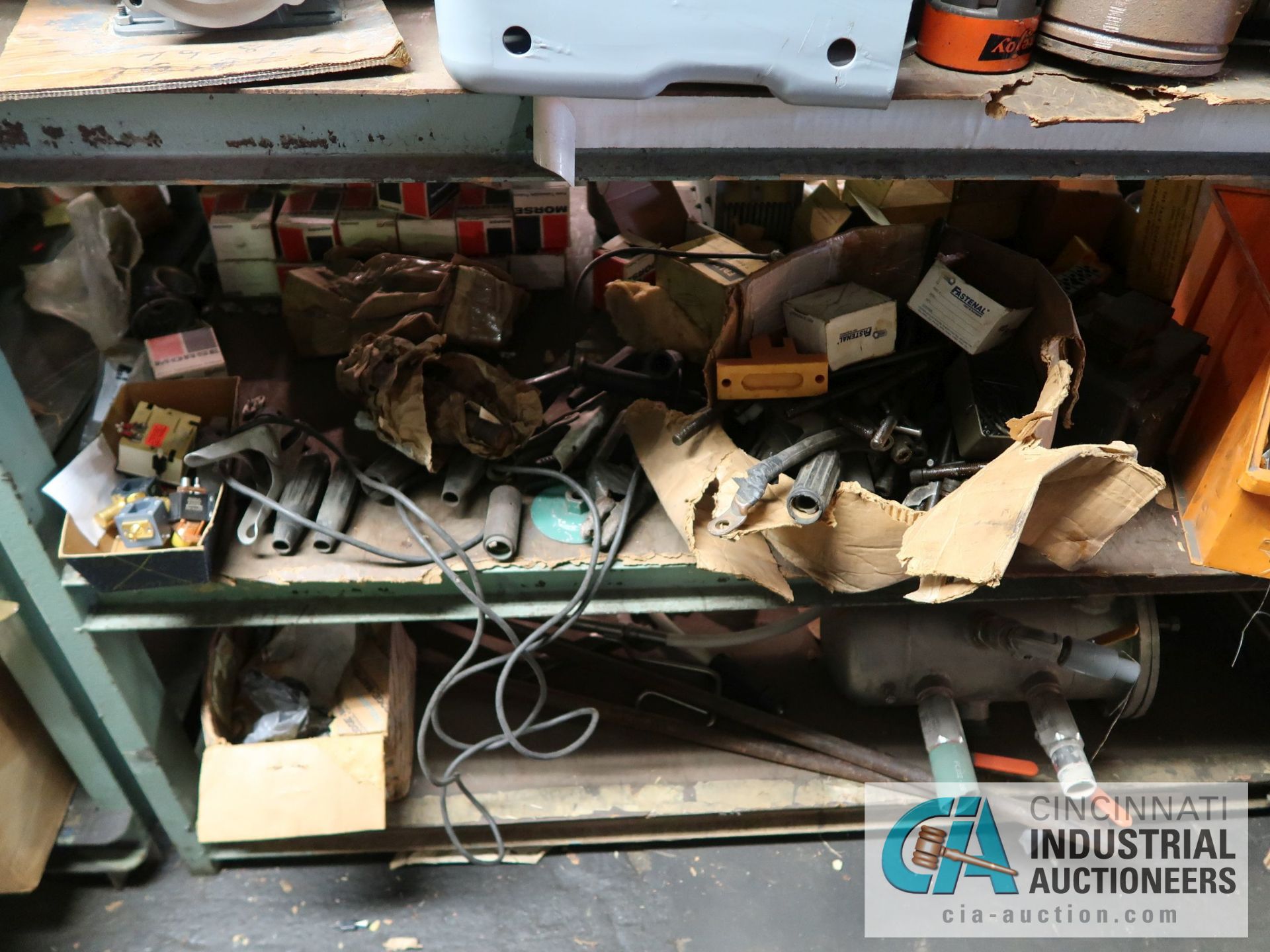 (LOT) MACHINE PARTS, COMPRESSORS, REDUCERS, GEARS, MOTORS, AND OTHER (4) SECTIONS RACK - Image 8 of 28