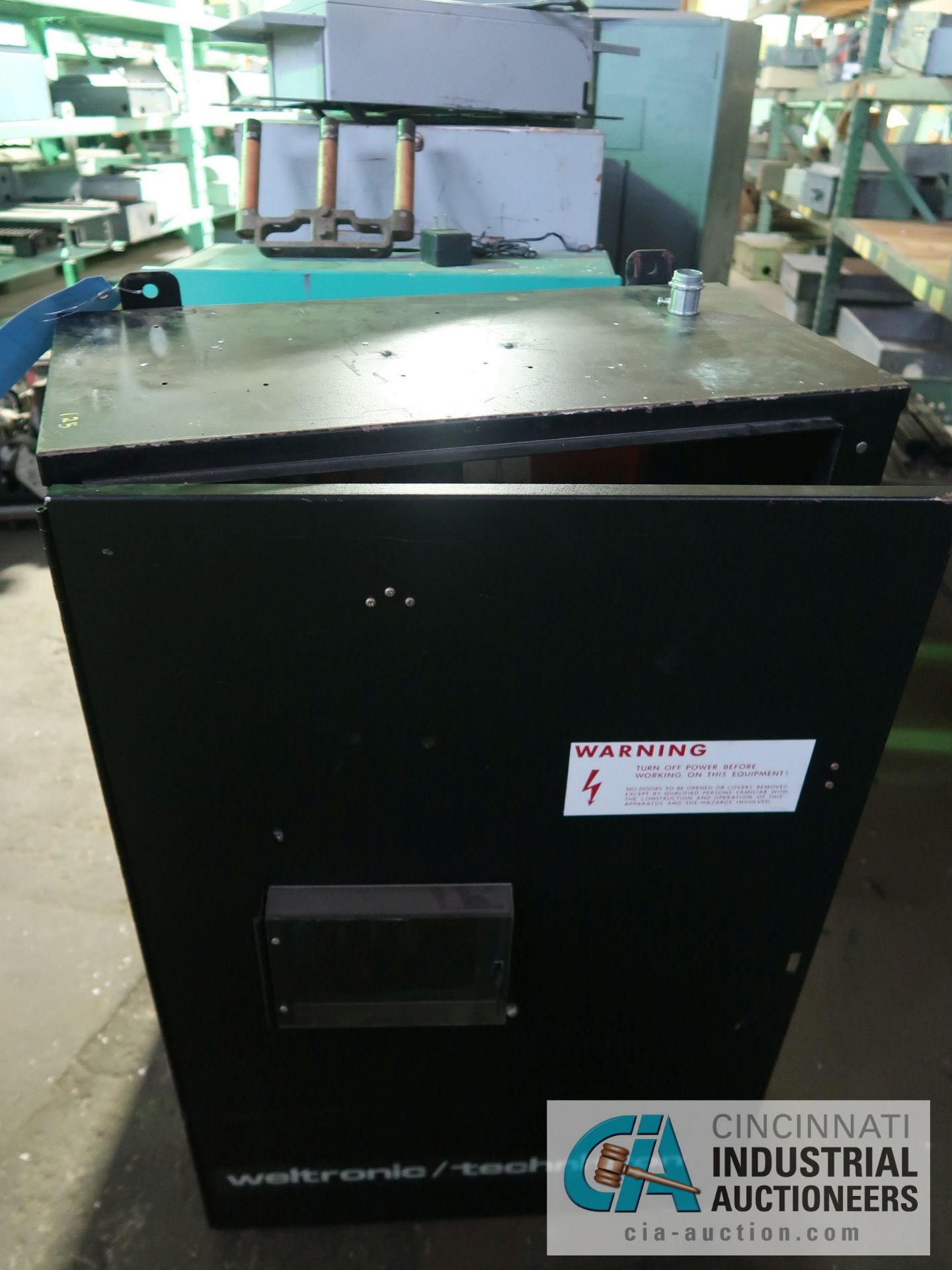 (LOT) LARGE ELECTRIC BOXES AND SWITCHES - Image 9 of 11