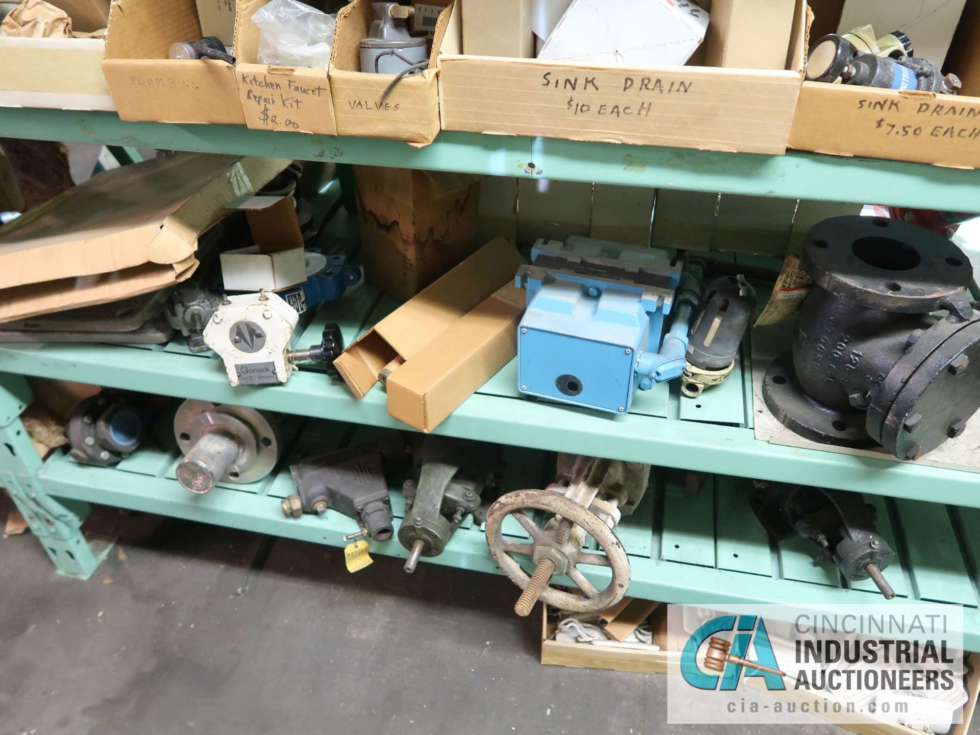 CONTENTS OF (6) RACKS INCLUDING MISCELLANEOUS VALVES, SEALS, FILTERS, PLUMBING PARTS, FIRE SPRINKLER - Image 22 of 26