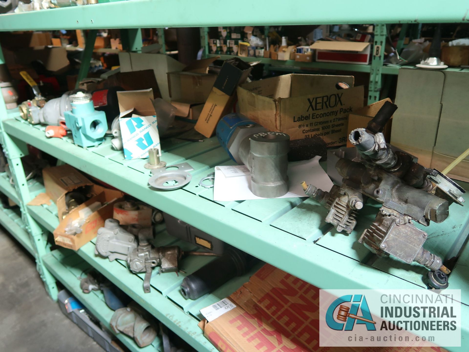 CONTENTS OF (6) RACKS INCLUDING MISCELLANEOUS VALVES, SEALS, FILTERS, PLUMBING PARTS, FIRE SPRINKLER - Image 10 of 26