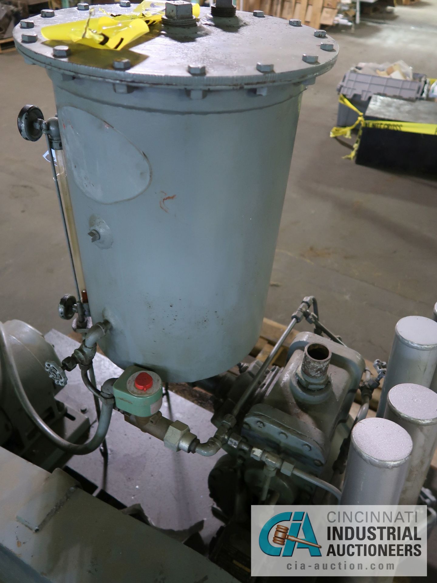 2 HP GE VACUUM PUMP - Image 4 of 7