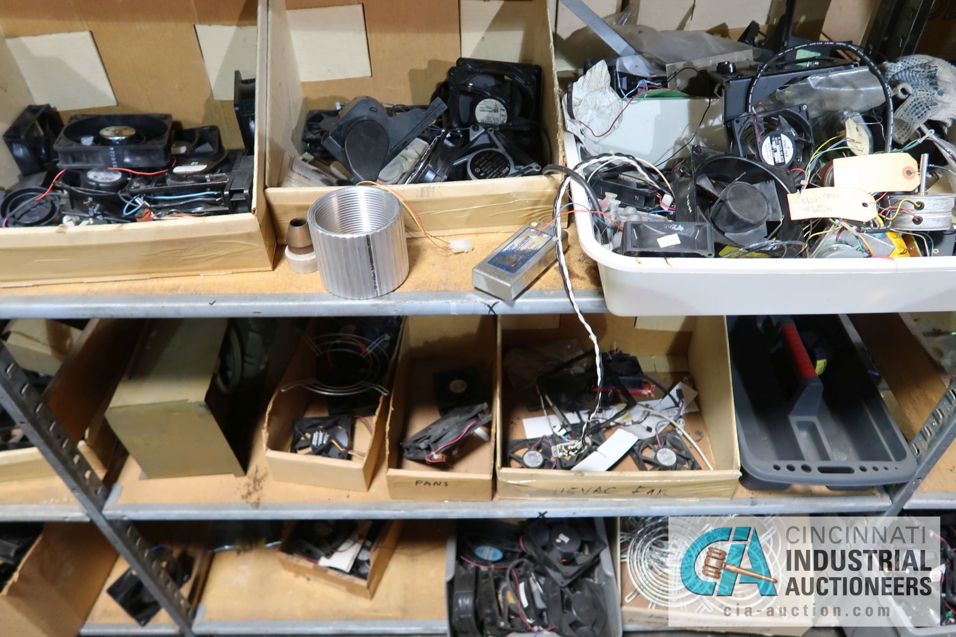 (LOT) LARGE QUANTITY OF COMPUTER FANS OF ALL SIZES ON (7) SECTIONS SHELVING - Image 11 of 27