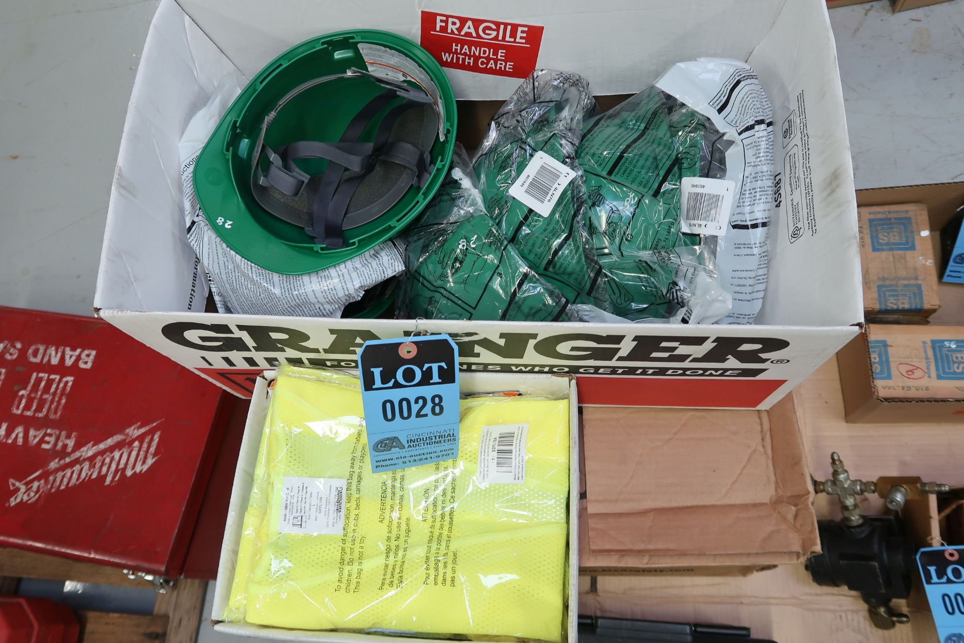 (LOT) HARD HATS AND SAFETY VESTS (NEW) - Image 2 of 2