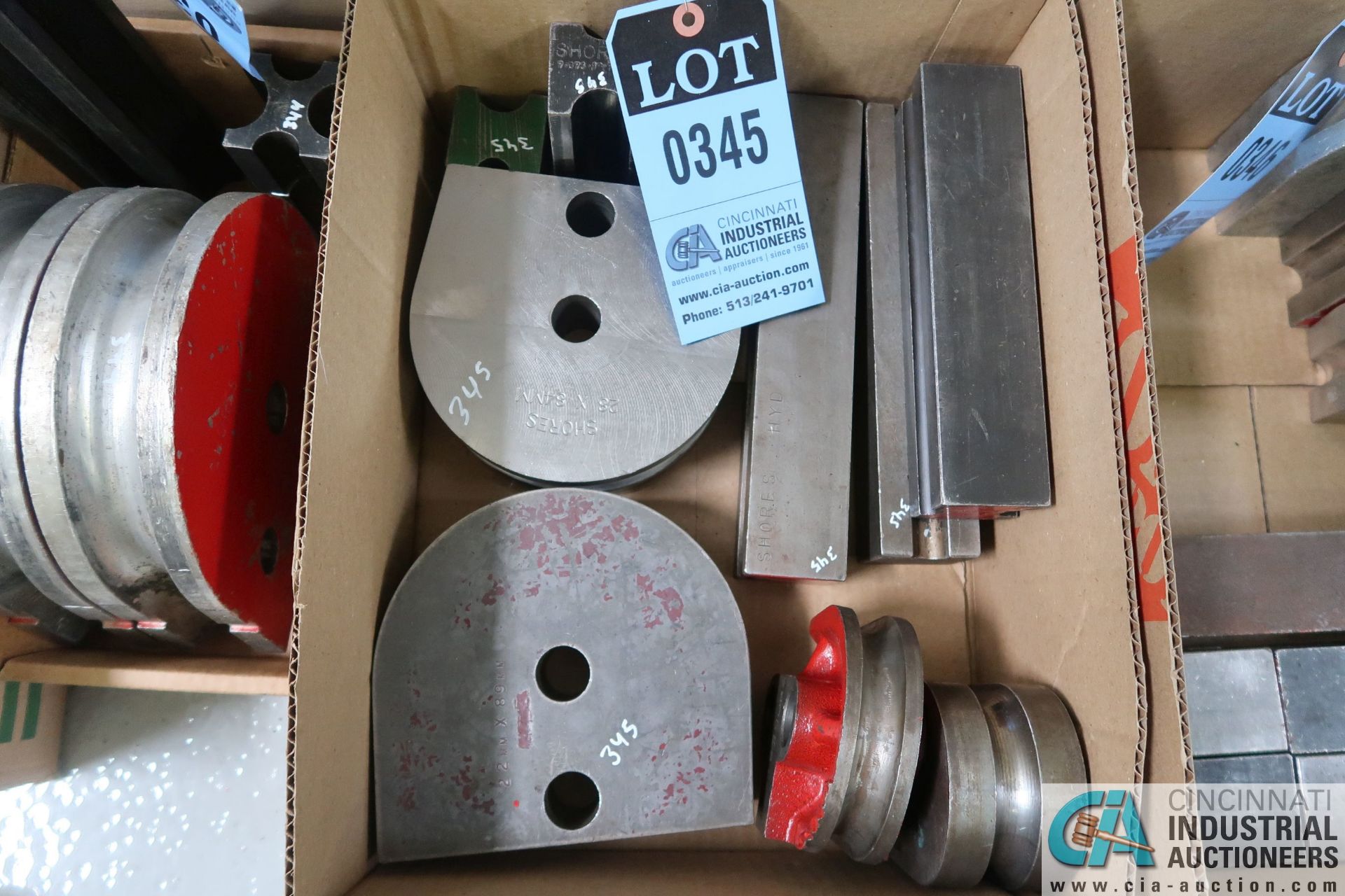 (LOT) BEND TOOLING: (4) RADIUS BLOCKS, (2) AT 18MM-22MM-28MM, (5) CLAMP BLOCKS