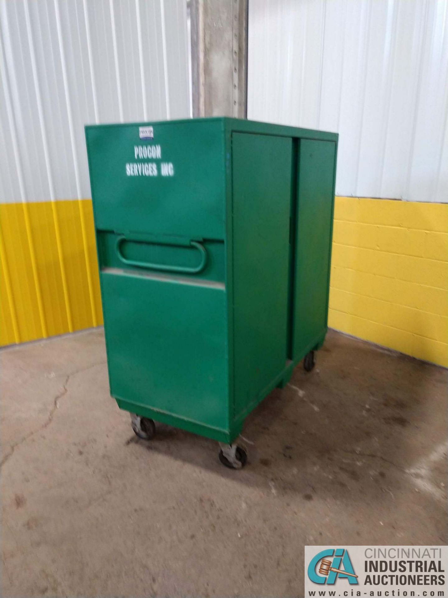 30" X 60" X 67" GREENLEE PORTABLE JOBOX CABINET ON CASTERS **LOCATED AT 1400 OAK ST., TOLEDO,