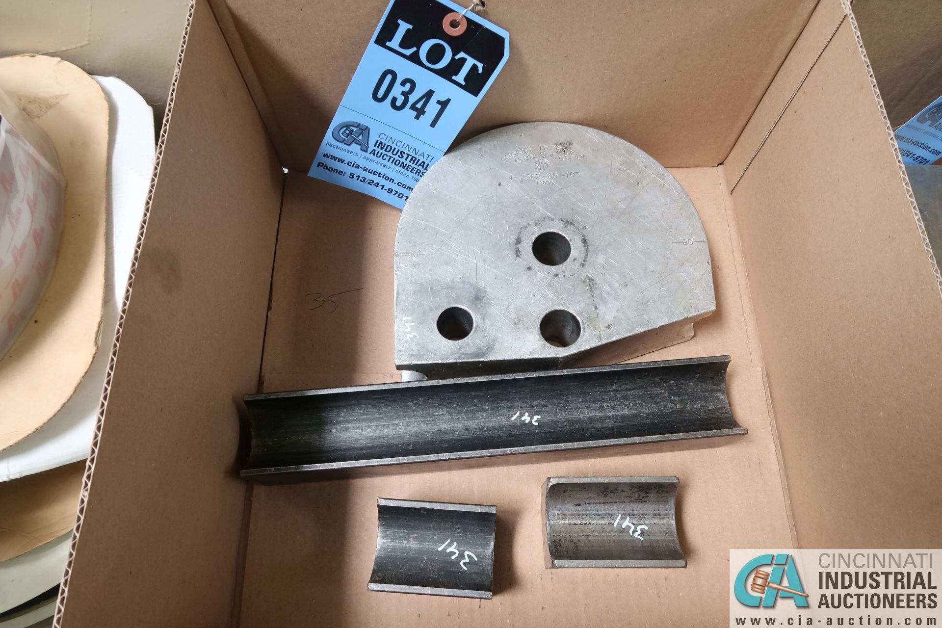(LOT) BEND TOOLING: 35MM RADIUS BLOCK WITH CLAMP AND SLIDE BLOCKS