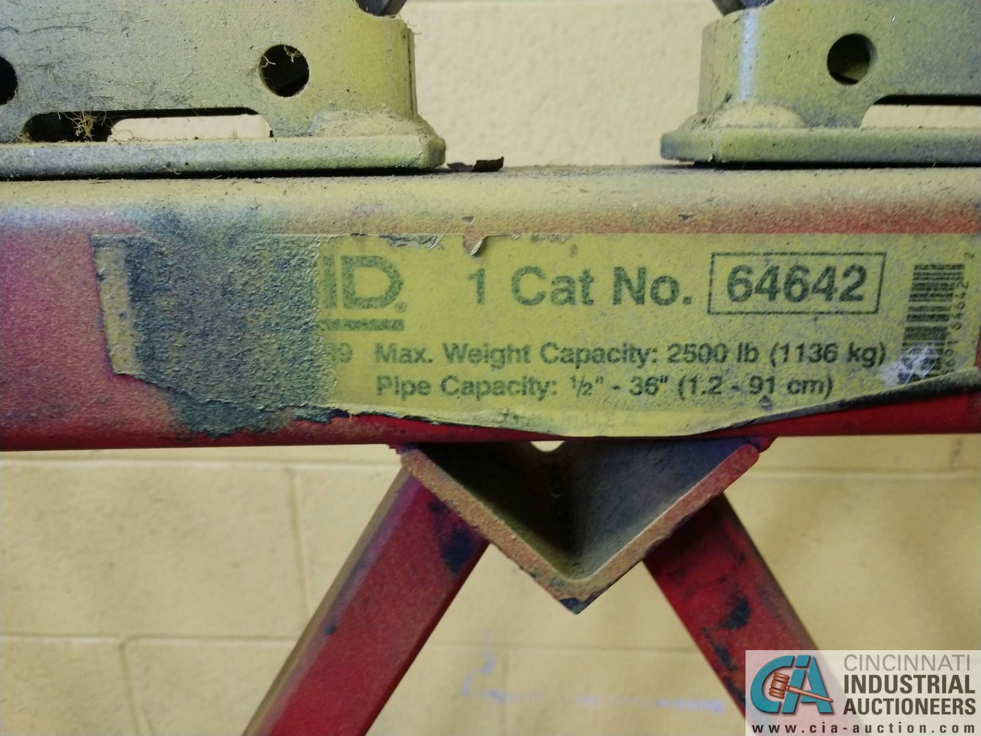 2,500 LB. RIDGID MODEL AR-99 ADJUSTABLE STAND WITH STEEL ROLLERS **LOCATED AT 1400 OAK ST., - Image 2 of 2