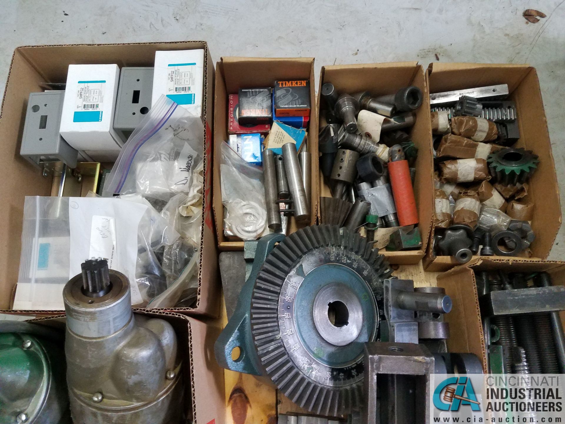 (LOT) MACHINE REPAIR PARTS, DRY MOTORS SAFETY SWITCHES, BEARING, REAMERS, GEARS, KING PINS AND - Image 2 of 3