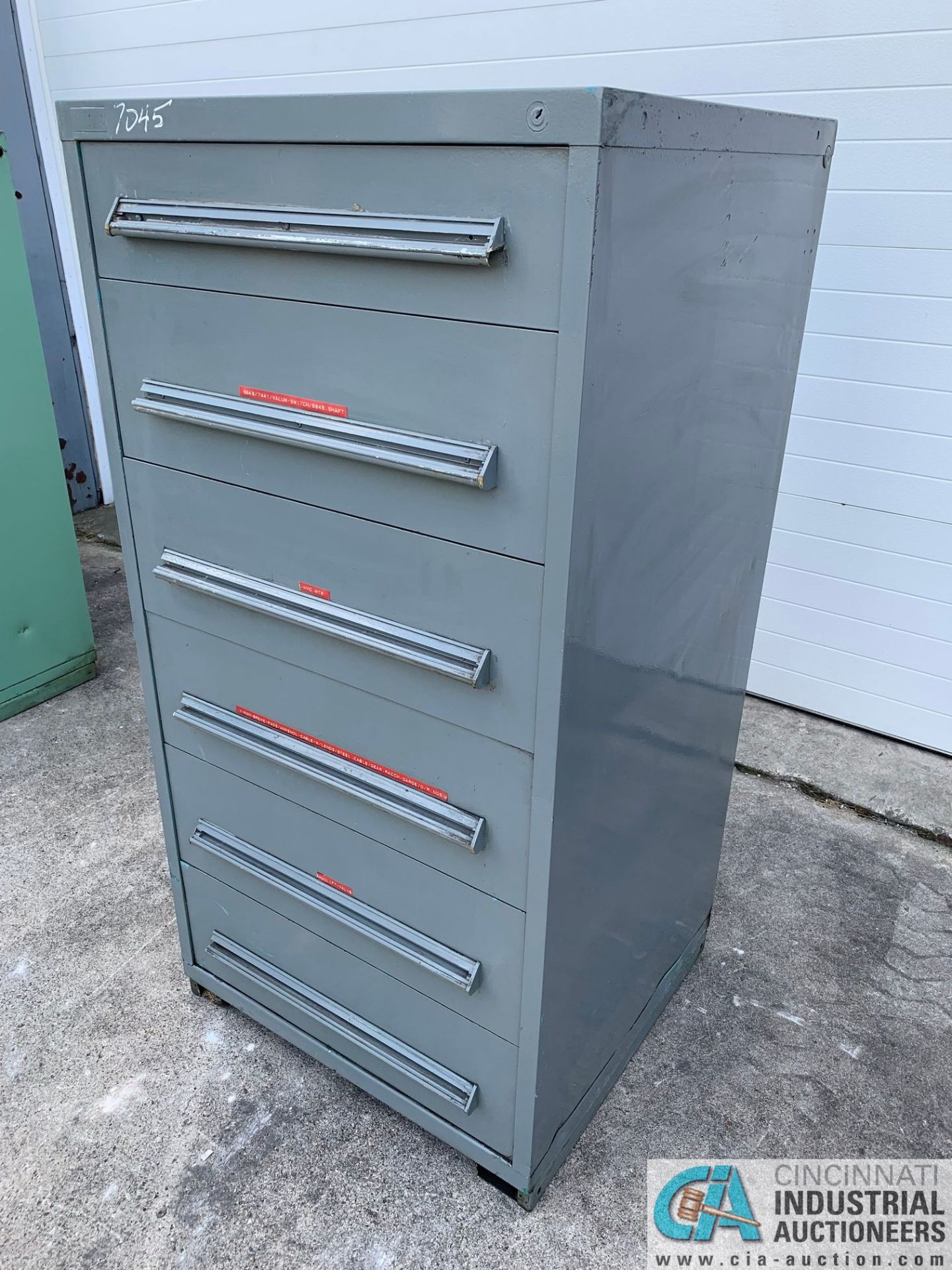 6-DRAWER VIDMAR 30" X 27" X 59" TOOL CABINET **LOCATED AT 1400 OAK ST., TOLEDO, OHIO**