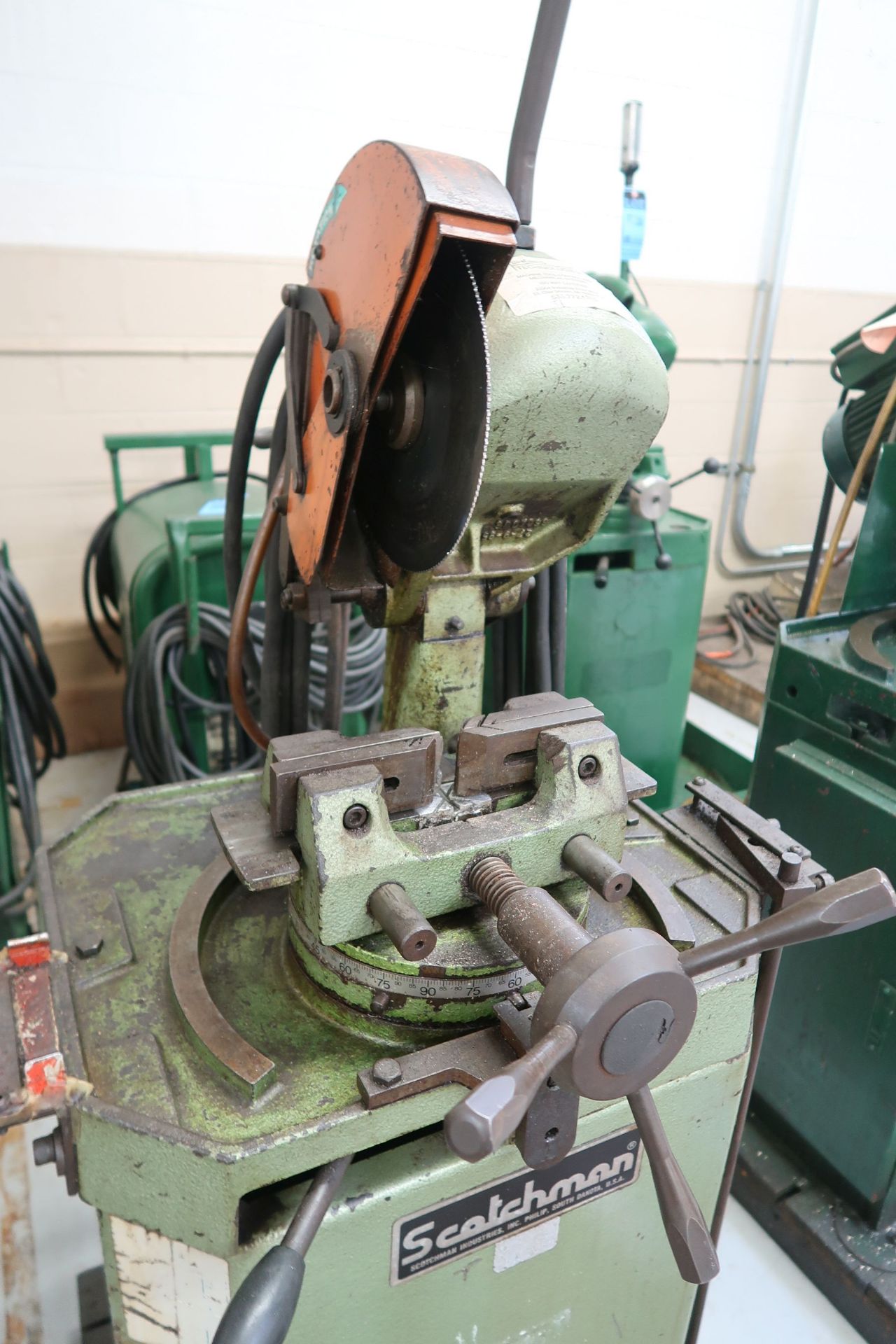 10" BEWO MANUAL COLD SAW WITH PIVOT HEAD - Image 3 of 6