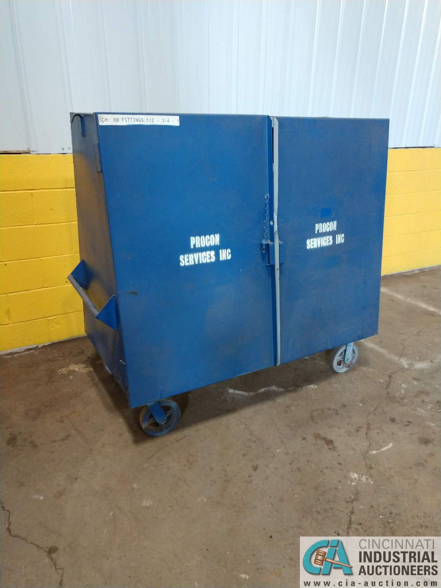 32" X 60" X 58" BLUE PORTABLE JOBOX CABINET ON ROLLING CASTERS **LOCATED AT 1400 OAK ST., TOLEDO,