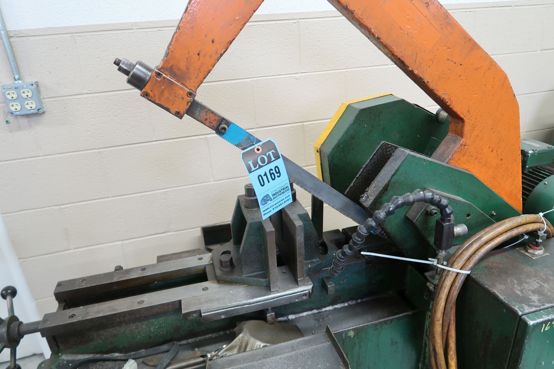 18" KASTO-RACINE MODEL BSM-323 RECIPRICATING HACK SAW; S/N 1170611144/63939, WITH (4) SAW BLADES - Image 2 of 7