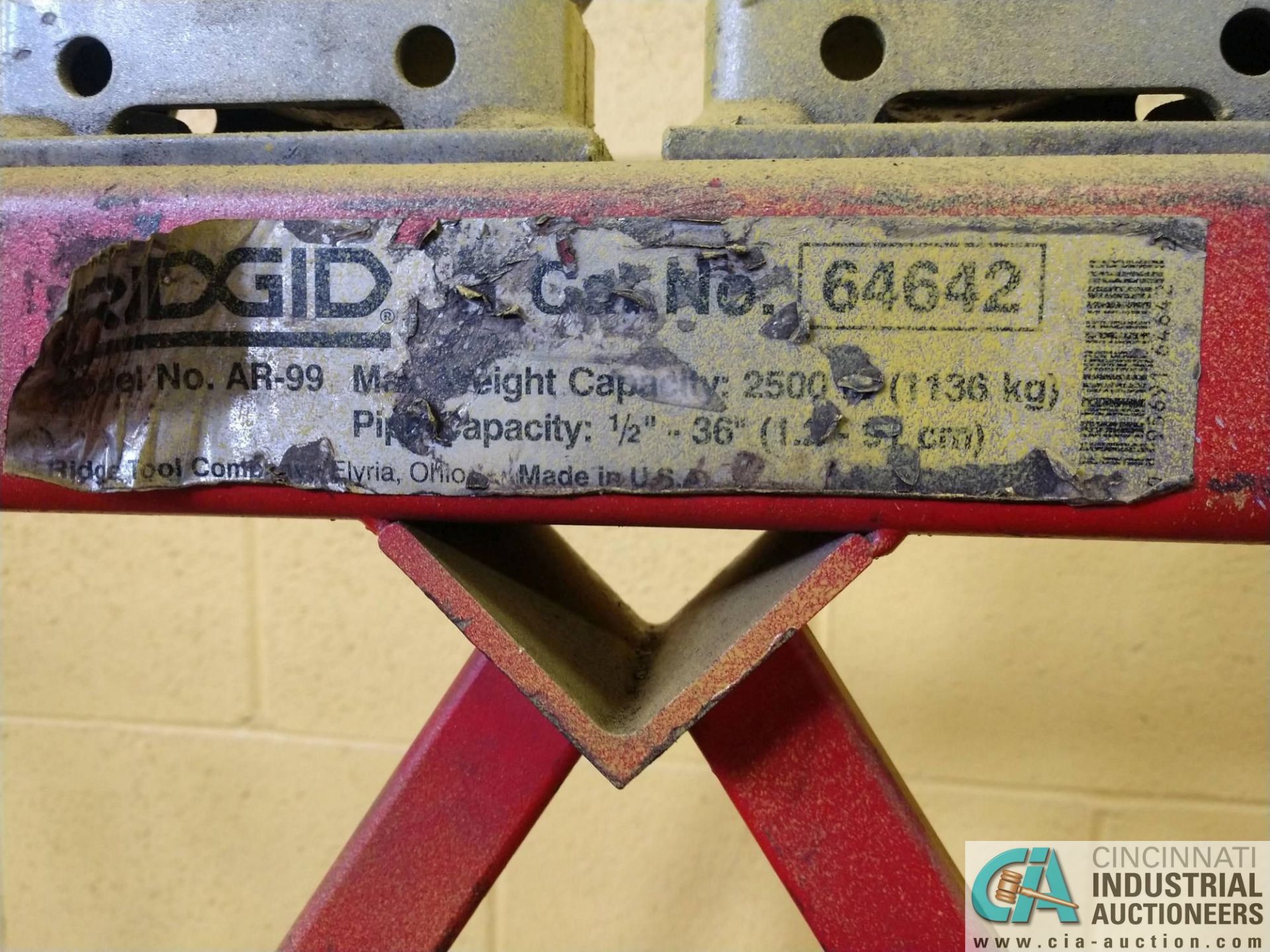 2,500 LB. RIDGID MODEL AR-99 ADJUSTABLE STAND WITH STEEL ROLLERS **LOCATED AT 1400 OAK ST., - Image 2 of 2
