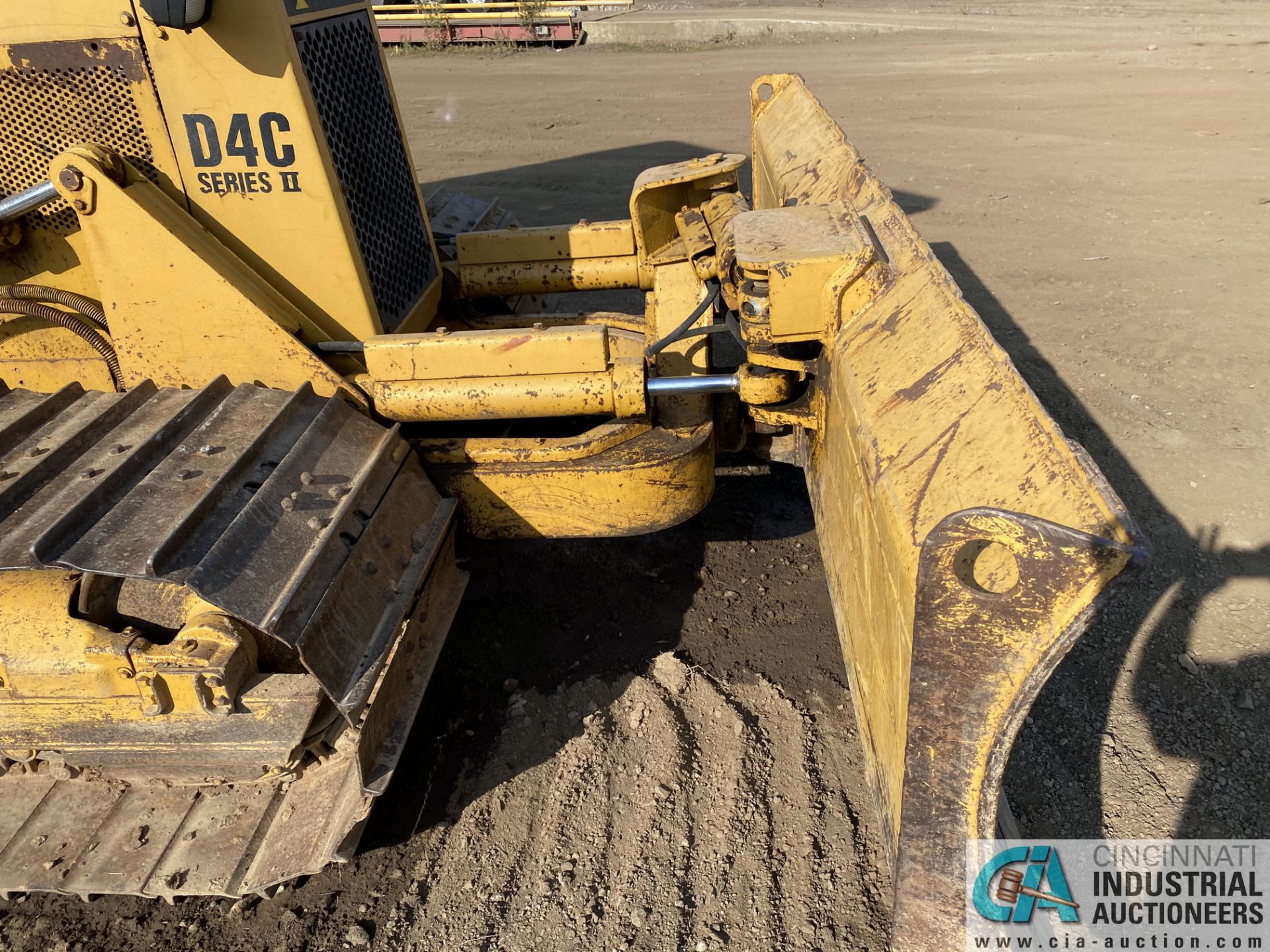 CATERPILLAR MODEL D4-C SERIES II WIDE TRACK CRAWLER DOZER; S/N 9BG-00469 - Image 2 of 10