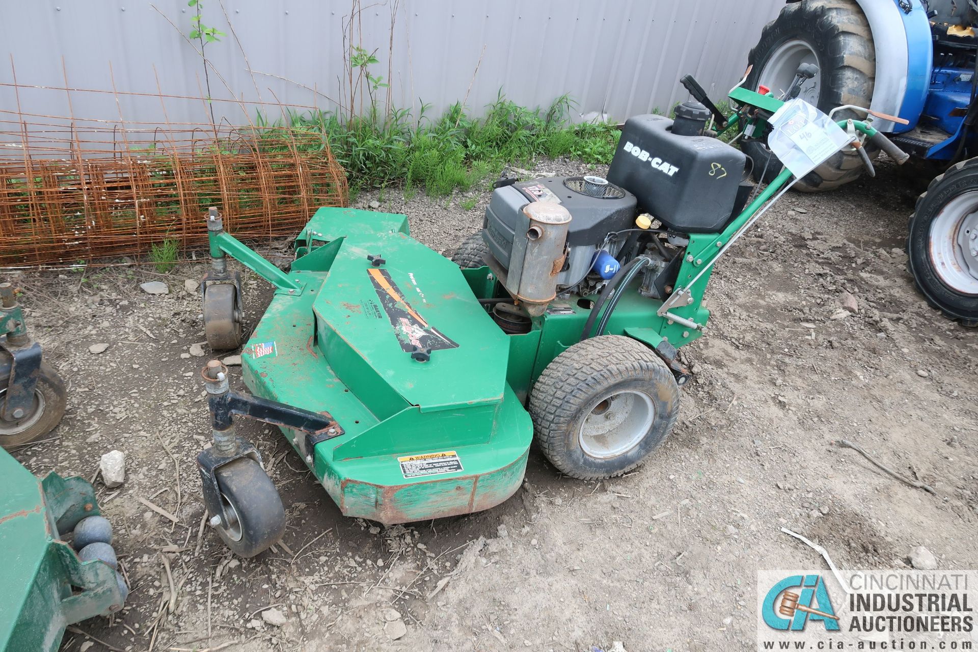 48" TEXTRON BOB CAT MODEL 930323 GAOLINE POWERED WALK BEHIND SELF DRIVE LAWN MOWER, SPEED CONTROL