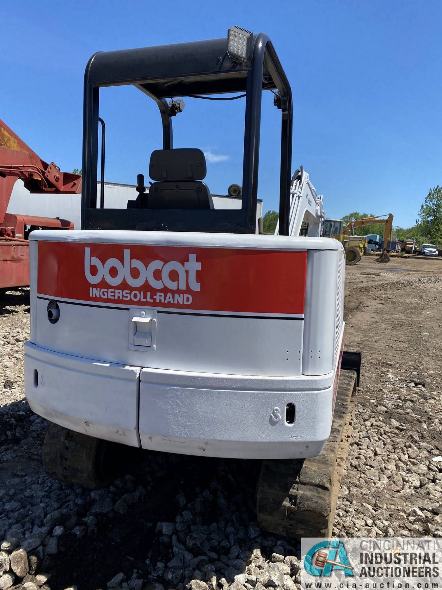 BOBCAT 331 MINI EXCAVATOR, 4-CYLINDER DIESEL ENGINE, 6,275 HOURS; S/N 511920385, WITH 20" TOOTH - Image 7 of 7