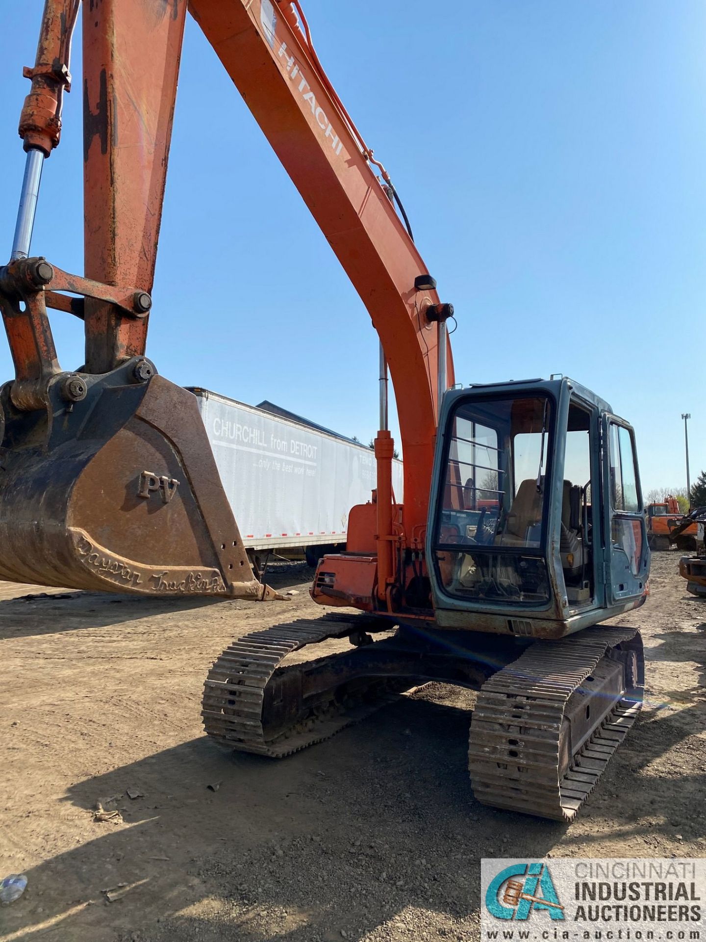 HITACHI EX120-3 TRACK EXCAVATOR; S/N 21V-42658, 8,650 HOURS, WITH 42" BUCKET - Image 3 of 10