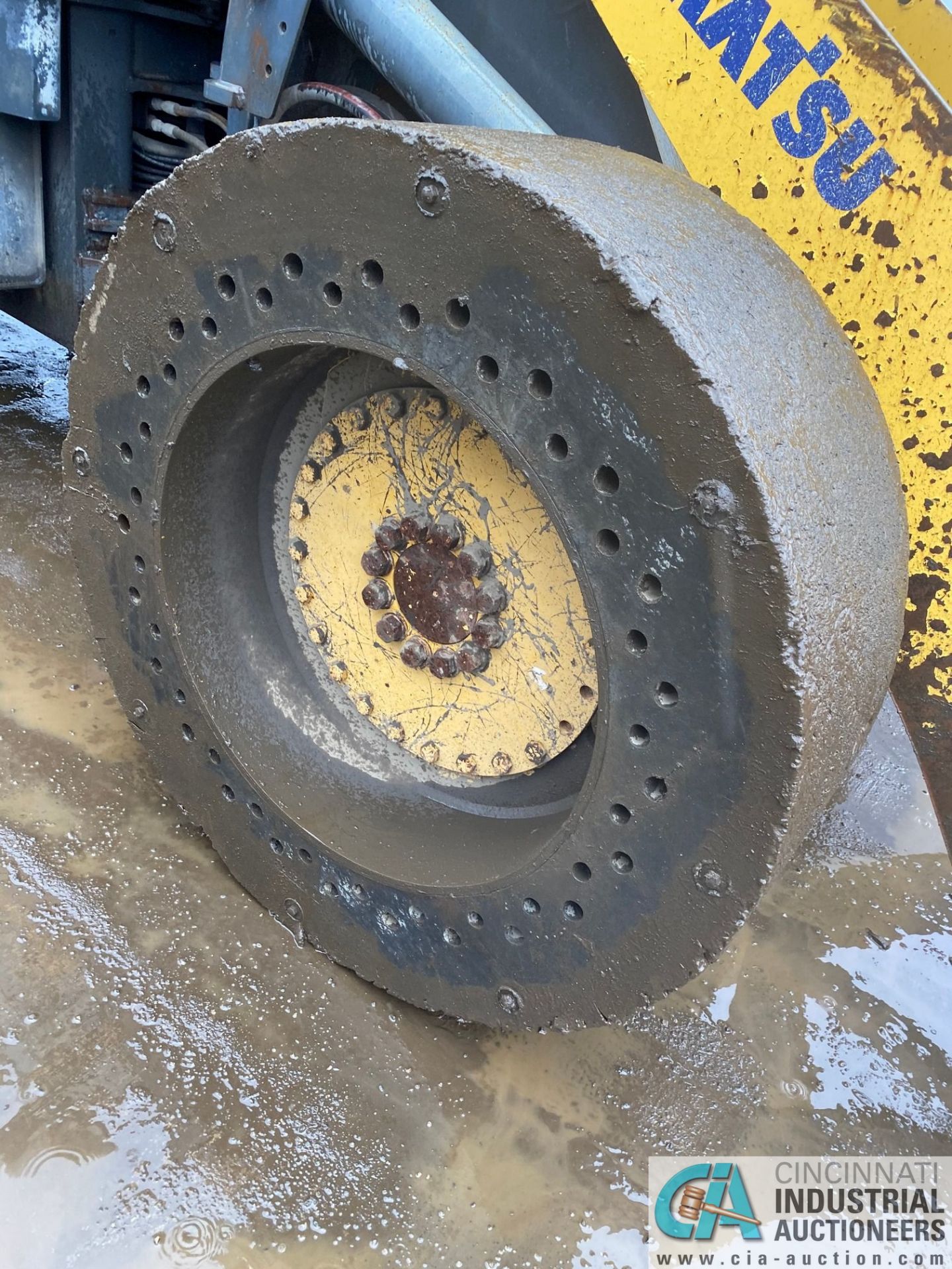 KOMATSU WA150-6 SOLID RUBBER TIRE LOADER, 94" BUCKET; S/N 80405, ID# KMTWA115V01080405,100HP. 6- - Image 4 of 11