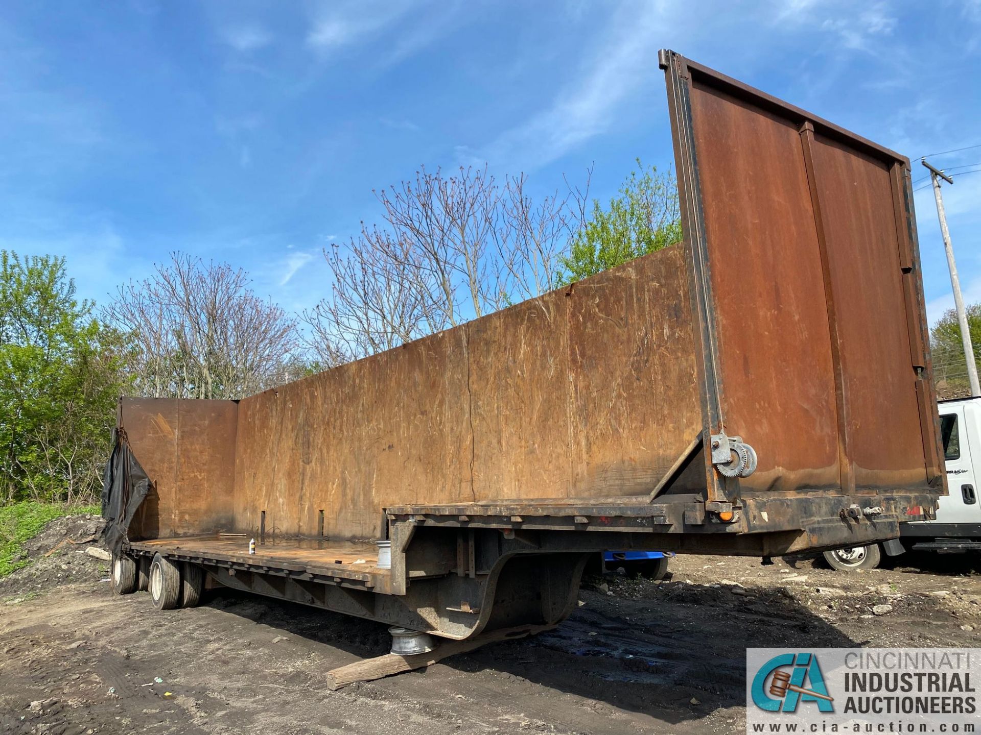 1990 - 48' 3-SIDED DROP DECK MATERIAL TRAILER, 37' DECK, 11' PLATFORM, 9'5" SIDEWALL