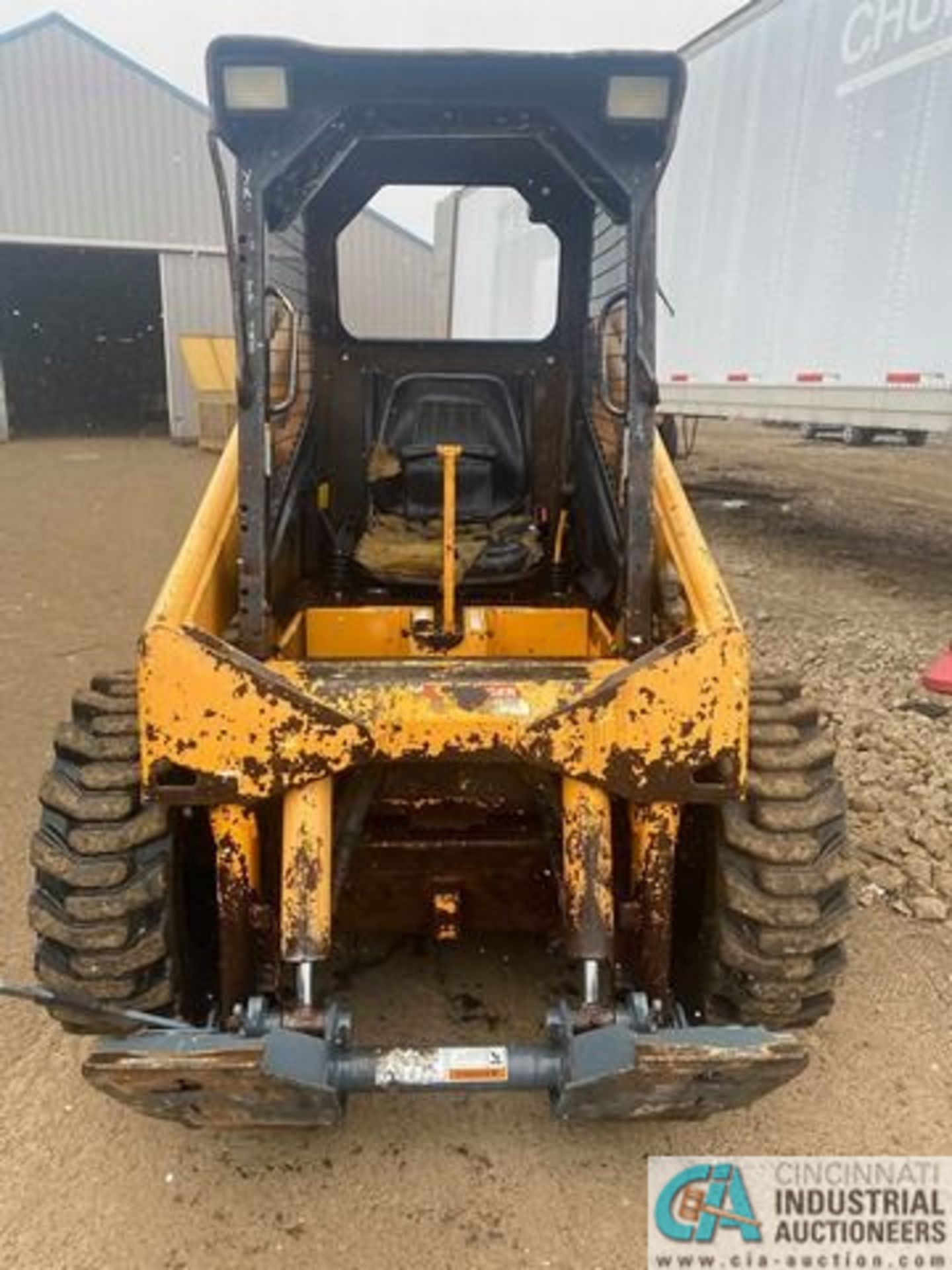 JOHN DEERE MUSTANG 2040 SKID STEER, YANMAR DIESEL ENGINE - Image 5 of 5