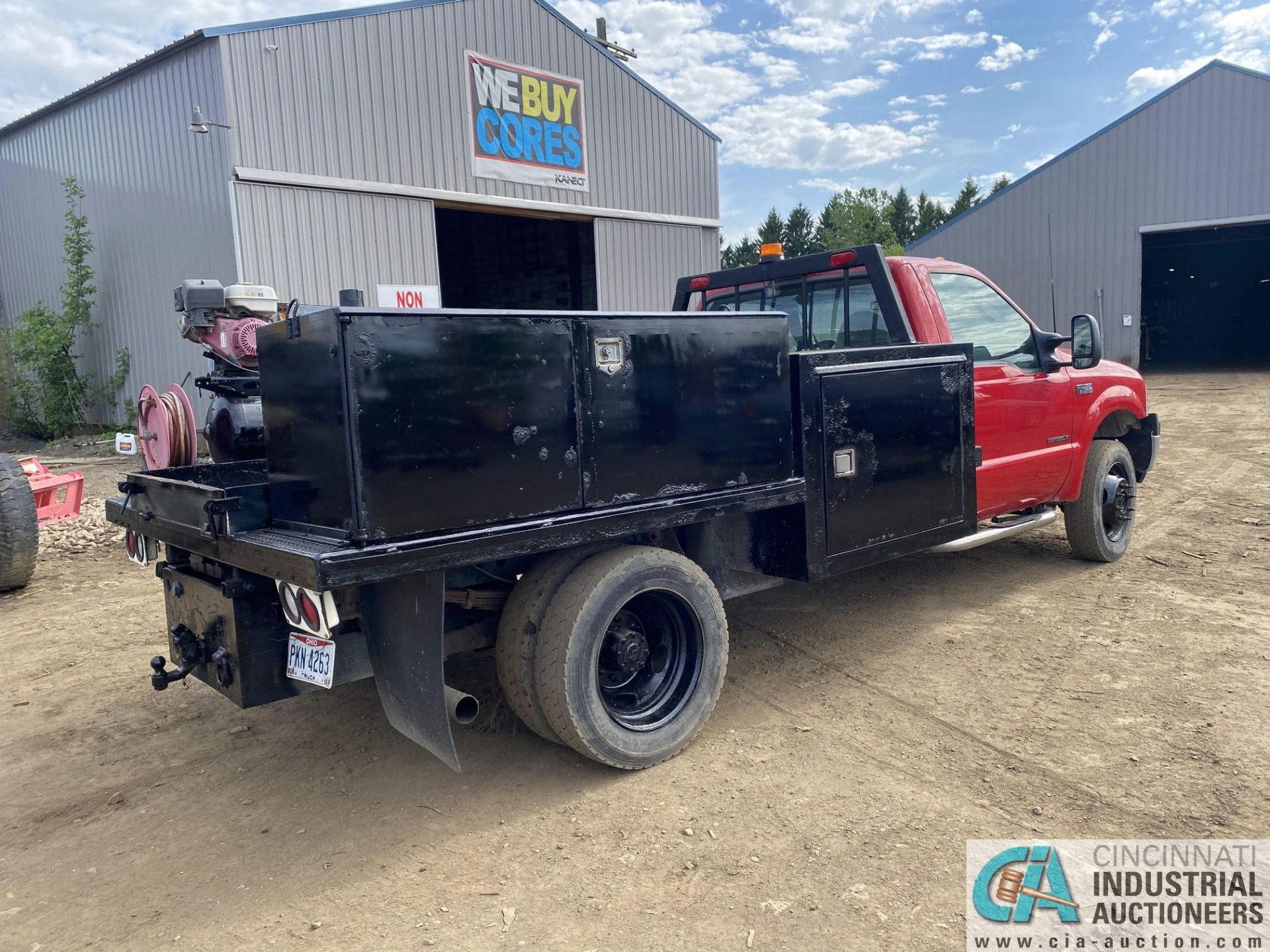 1999 FORD F450, 7.3 DIESEL 4X4 SERVICE TRUCK, MILES 292,503 - Image 4 of 9