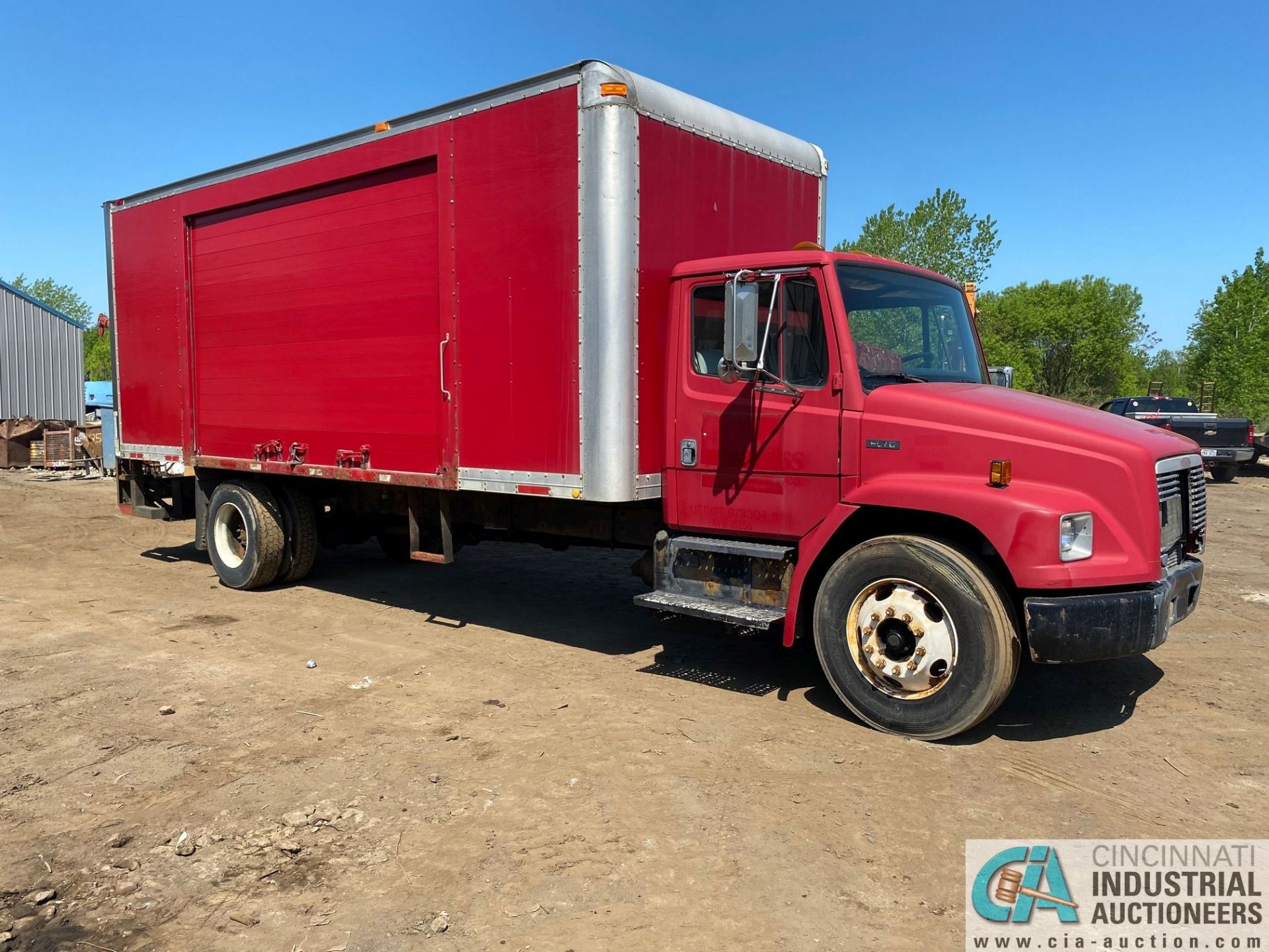 2002 FREIGHTLINER FL70 SINGLE AXLE DUAL WHEEL BOX TRUCK, MILES N/A, VIN # 1FVABSAK62HJ78661